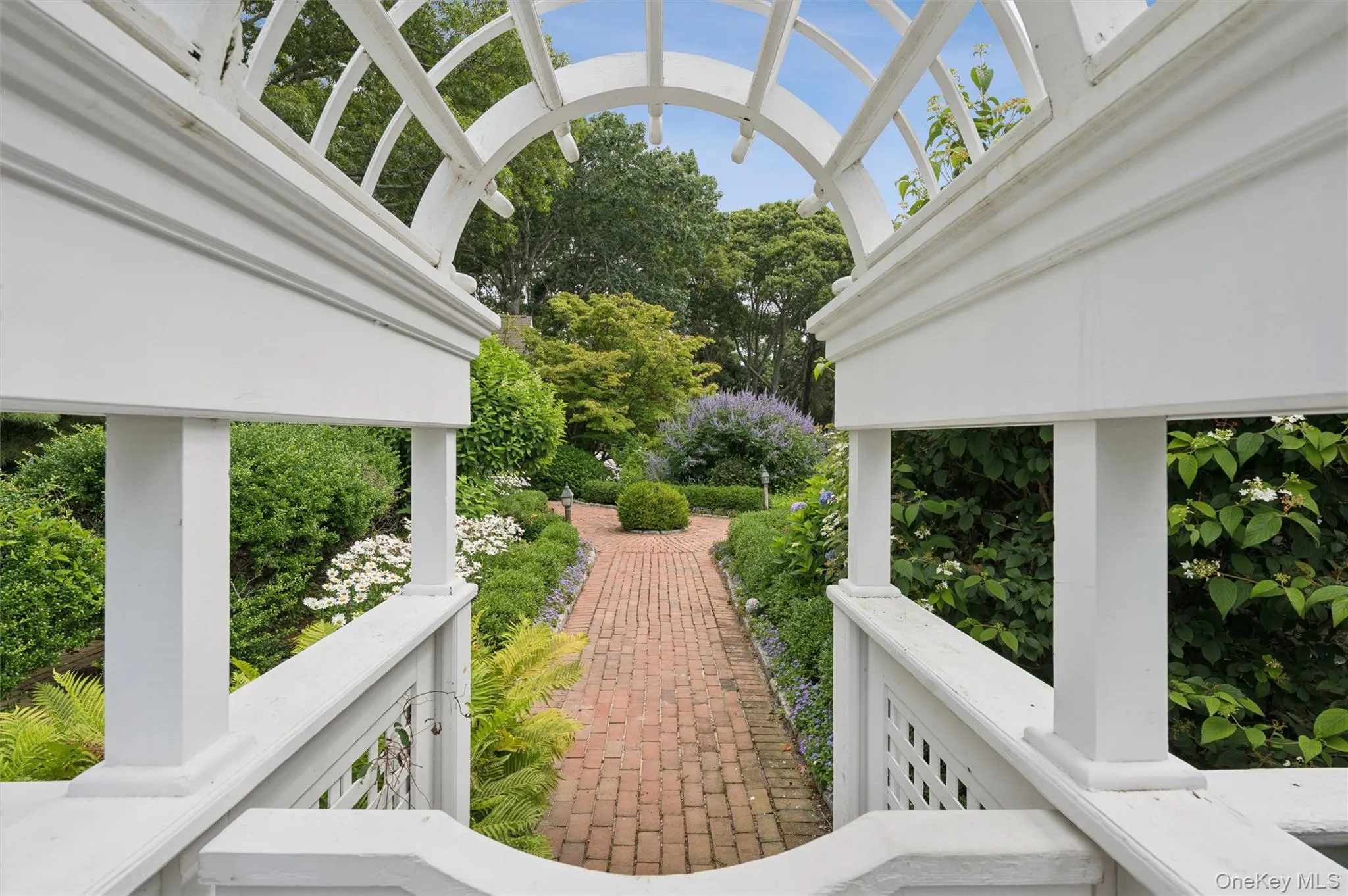 20 Quogue Street, Southampton, NY, 6 Bedrooms Bedrooms, 14 Rooms Rooms,5 BathroomsBathrooms,Residential Lease,For Rent,Quogue,0,1022557 20 Quogue Street, Southampton, NY, 6 Bedrooms Bedrooms, 14 Rooms Rooms,5 BathroomsBathrooms,Residential Lease,For Rent,Quogue,0,1022557