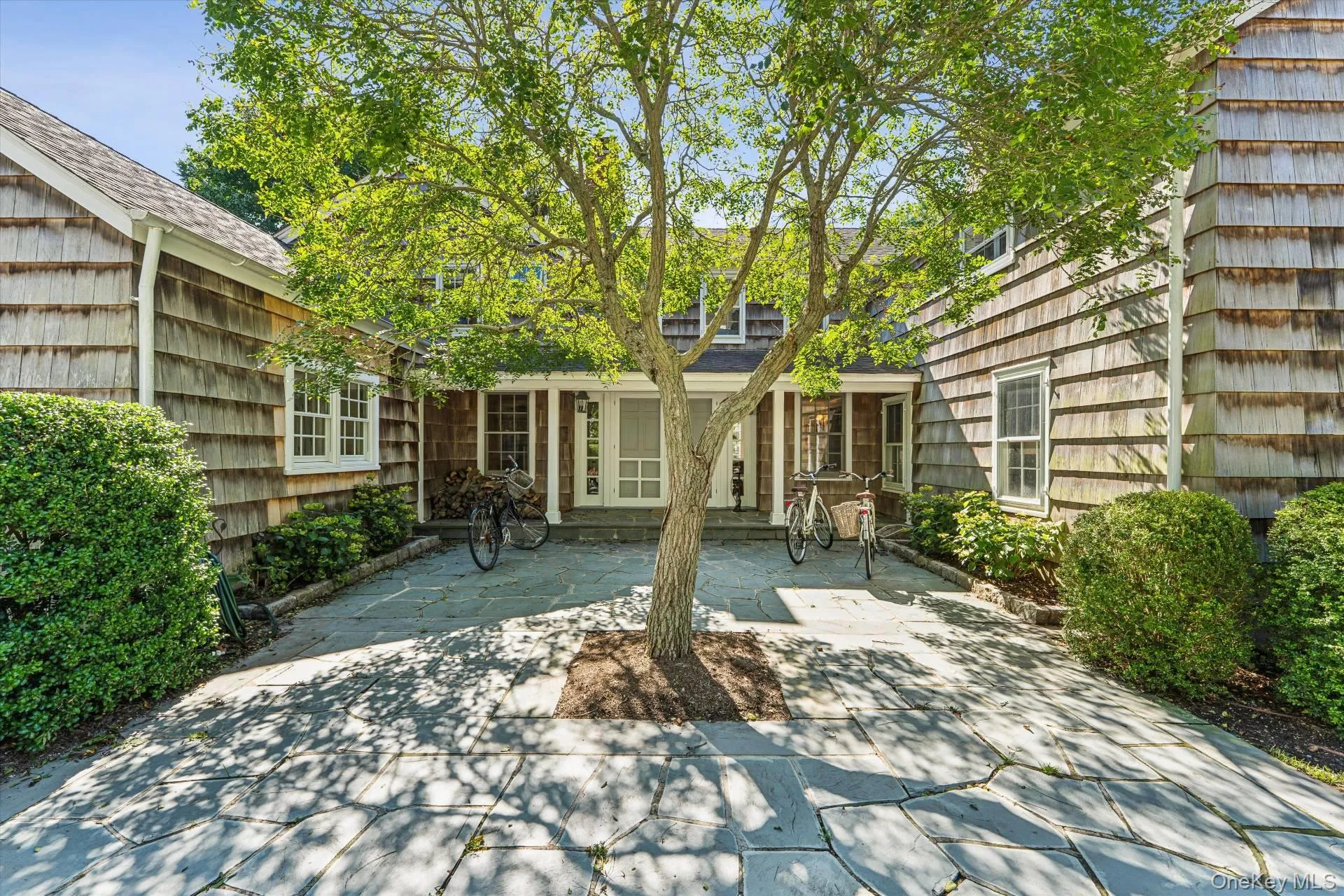20 Quogue Street, Southampton, NY, 6 Bedrooms Bedrooms, 14 Rooms Rooms,5 BathroomsBathrooms,Residential Lease,For Rent,Quogue,0,1022557 20 Quogue Street, Southampton, NY, 6 Bedrooms Bedrooms, 14 Rooms Rooms,5 BathroomsBathrooms,Residential Lease,For Rent,Quogue,0,1022557