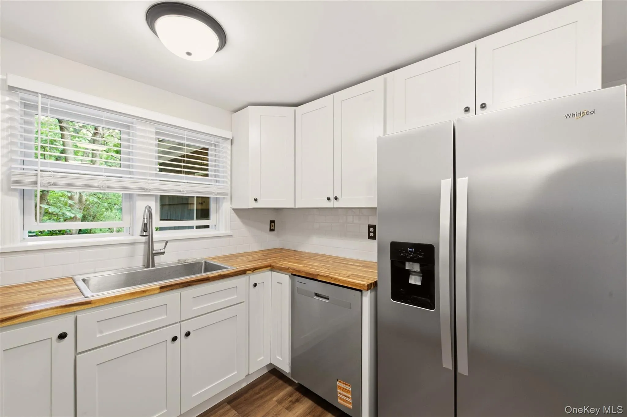 40 Scudder Avenue, Huntington, NY, 1 Bedroom Bedrooms, 4 Rooms Rooms,1 BathroomBathrooms,Residential Lease,For Rent,Scudder,0,1022560 40 Scudder Avenue, Huntington, NY, 1 Bedroom Bedrooms, 4 Rooms Rooms,1 BathroomBathrooms,Residential Lease,For Rent,Scudder,0,1022560