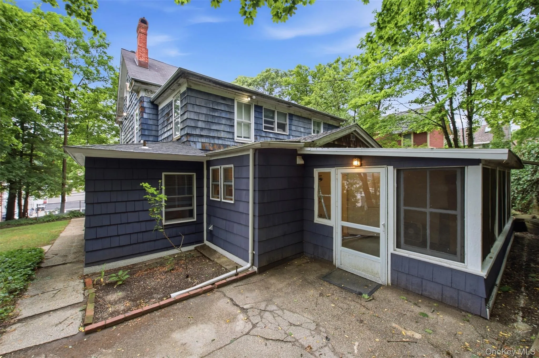 40 Scudder Avenue, Huntington, NY, 1 Bedroom Bedrooms, 4 Rooms Rooms,1 BathroomBathrooms,Residential Lease,For Rent,Scudder,0,1022560 40 Scudder Avenue, Huntington, NY, 1 Bedroom Bedrooms, 4 Rooms Rooms,1 BathroomBathrooms,Residential Lease,For Rent,Scudder,0,1022560