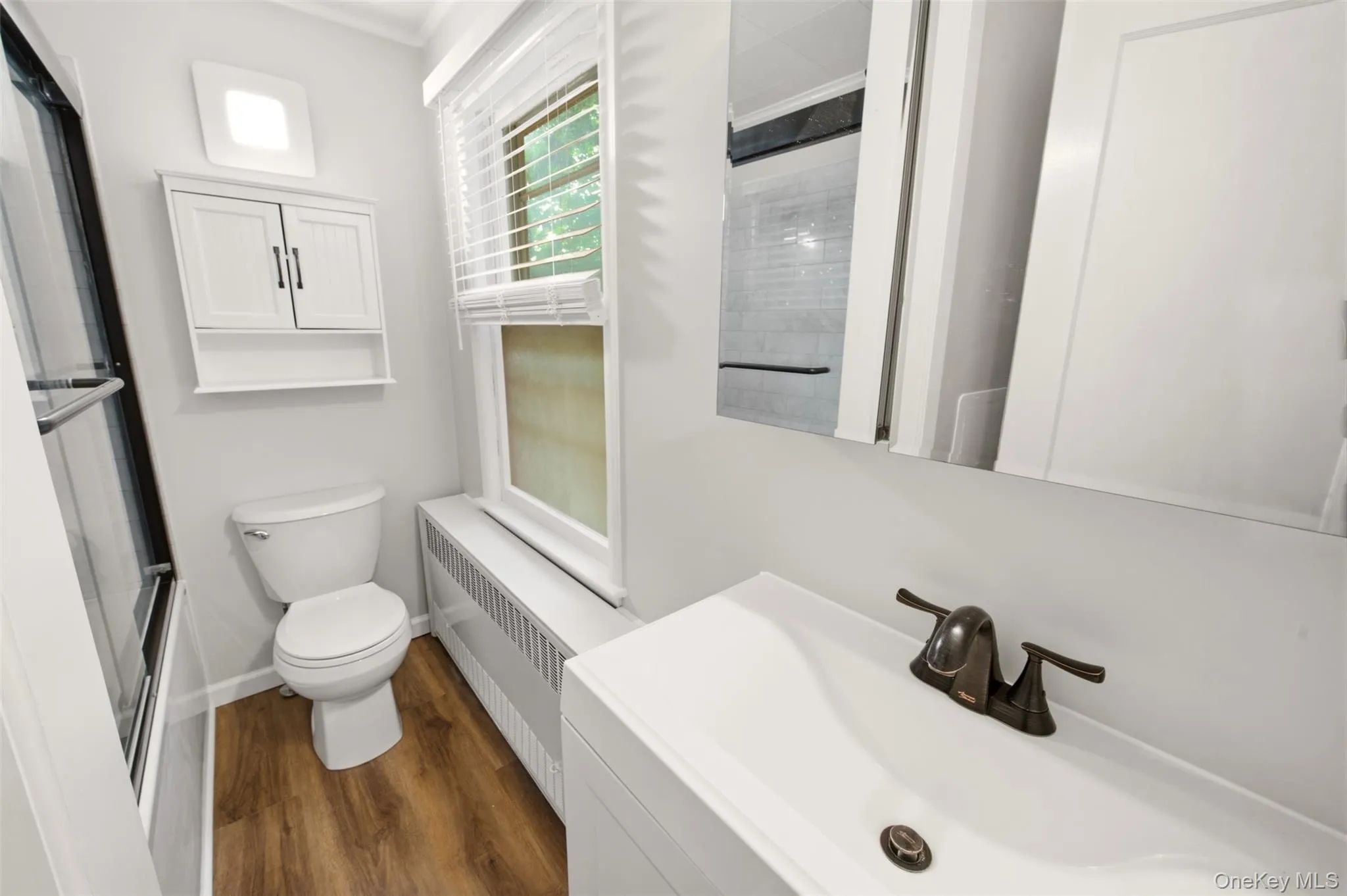 40 Scudder Avenue, Huntington, NY, 1 Bedroom Bedrooms, 4 Rooms Rooms,1 BathroomBathrooms,Residential Lease,For Rent,Scudder,0,1022560 40 Scudder Avenue, Huntington, NY, 1 Bedroom Bedrooms, 4 Rooms Rooms,1 BathroomBathrooms,Residential Lease,For Rent,Scudder,0,1022560
