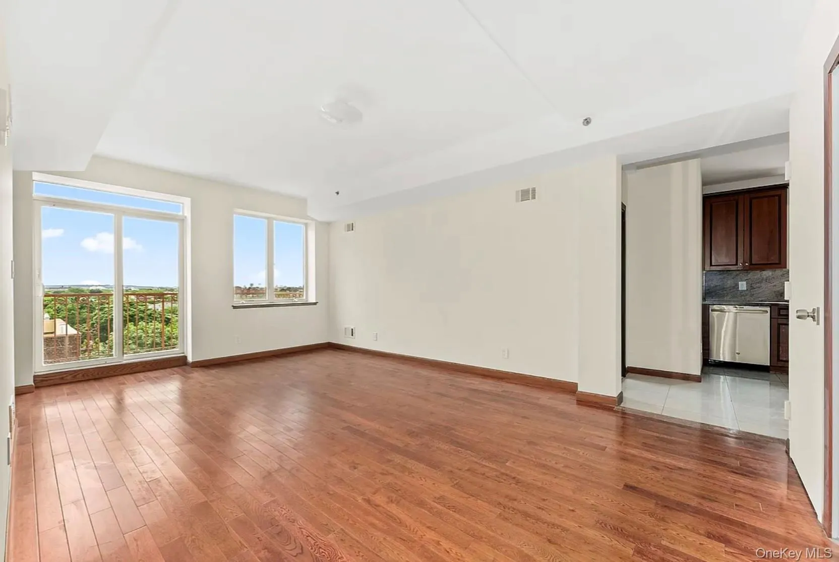 842 Ocean Parkway, New York, NY, 2 Bedrooms Bedrooms, 5 Rooms Rooms,2 BathroomsBathrooms,Residential Lease,For Rent,Ocean,0,1022562 842 Ocean Parkway, New York, NY, 2 Bedrooms Bedrooms, 5 Rooms Rooms,2 BathroomsBathrooms,Residential Lease,For Rent,Ocean,0,1022562