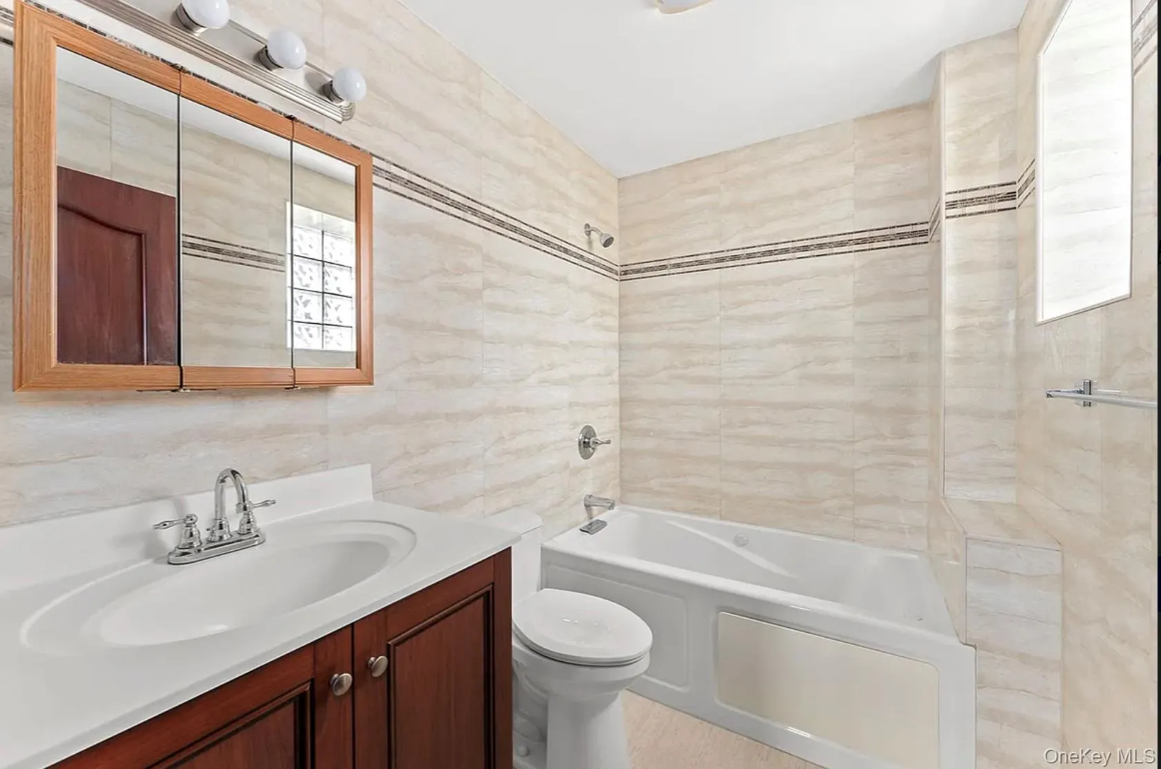 842 Ocean Parkway, New York, NY, 2 Bedrooms Bedrooms, 5 Rooms Rooms,2 BathroomsBathrooms,Residential Lease,For Rent,Ocean,0,1022562 842 Ocean Parkway, New York, NY, 2 Bedrooms Bedrooms, 5 Rooms Rooms,2 BathroomsBathrooms,Residential Lease,For Rent,Ocean,0,1022562