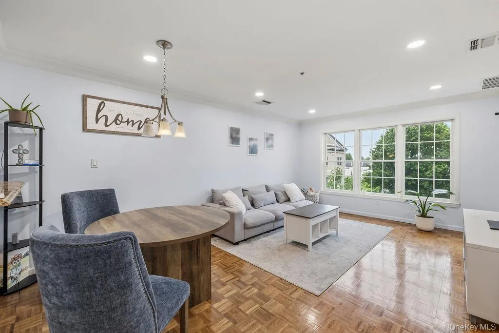 3 Cross Street, Ramapo, NY, 2 Bedrooms Bedrooms, 6 Rooms Rooms,2 BathroomsBathrooms,Residential,For Rent,Cross,0,1022567 3 Cross Street, Ramapo, NY, 2 Bedrooms Bedrooms, 6 Rooms Rooms,2 BathroomsBathrooms,Residential,For Rent,Cross,0,1022567