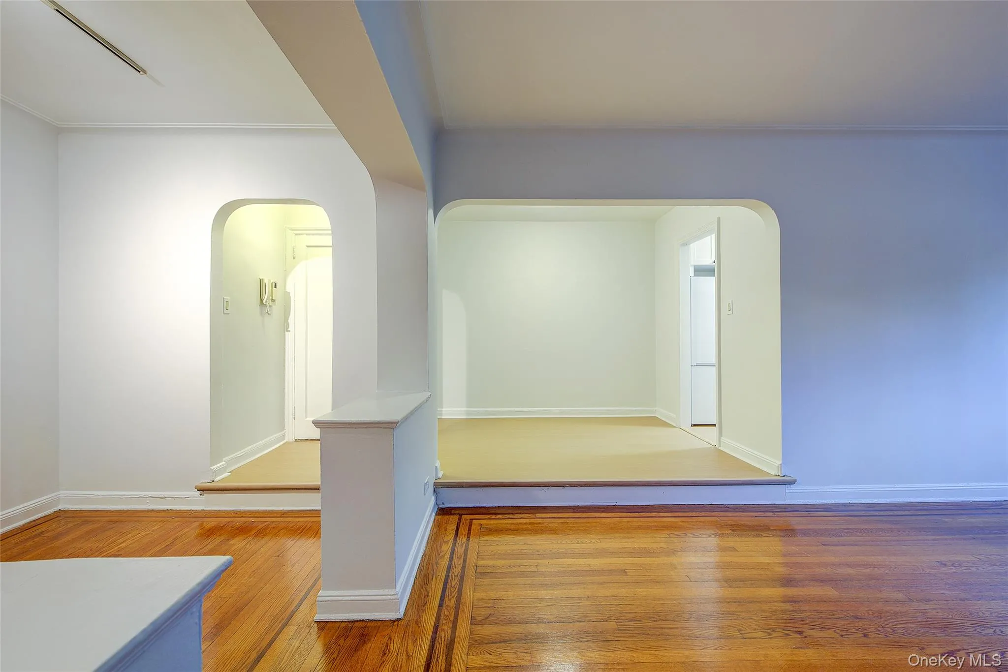 35-24 78th Street, New York, NY, 1 Bedroom Bedrooms, 3 Rooms Rooms,1 BathroomBathrooms,Residential,For Rent,78th,0,1022572 35-24 78th Street, New York, NY, 1 Bedroom Bedrooms, 3 Rooms Rooms,1 BathroomBathrooms,Residential,For Rent,78th,0,1022572