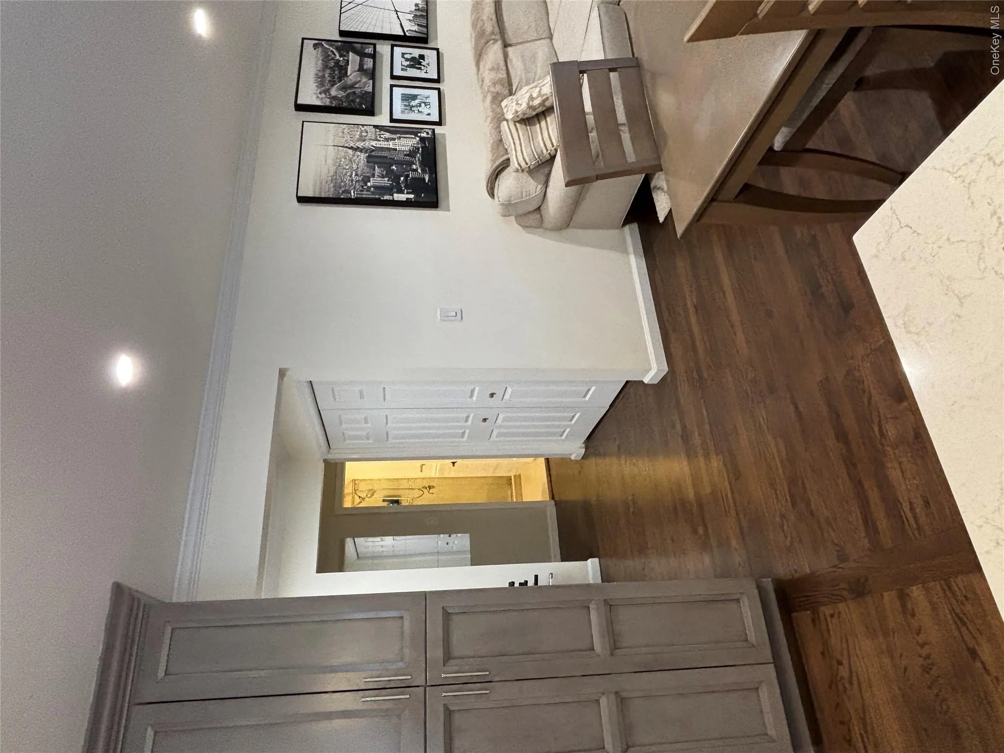 1183 California Road, Eastchester, NY, 2 Bedrooms Bedrooms, 4 Rooms Rooms,1 BathroomBathrooms,Residential,For Rent,California,0,1022575 1183 California Road, Eastchester, NY, 2 Bedrooms Bedrooms, 4 Rooms Rooms,1 BathroomBathrooms,Residential,For Rent,California,0,1022575