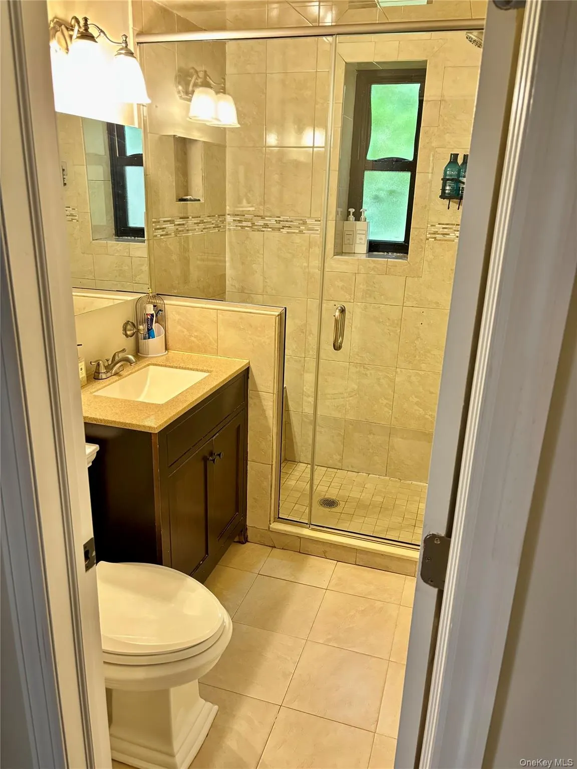 1183 California Road, Eastchester, NY, 2 Bedrooms Bedrooms, 4 Rooms Rooms,1 BathroomBathrooms,Residential,For Rent,California,0,1022575 1183 California Road, Eastchester, NY, 2 Bedrooms Bedrooms, 4 Rooms Rooms,1 BathroomBathrooms,Residential,For Rent,California,0,1022575
