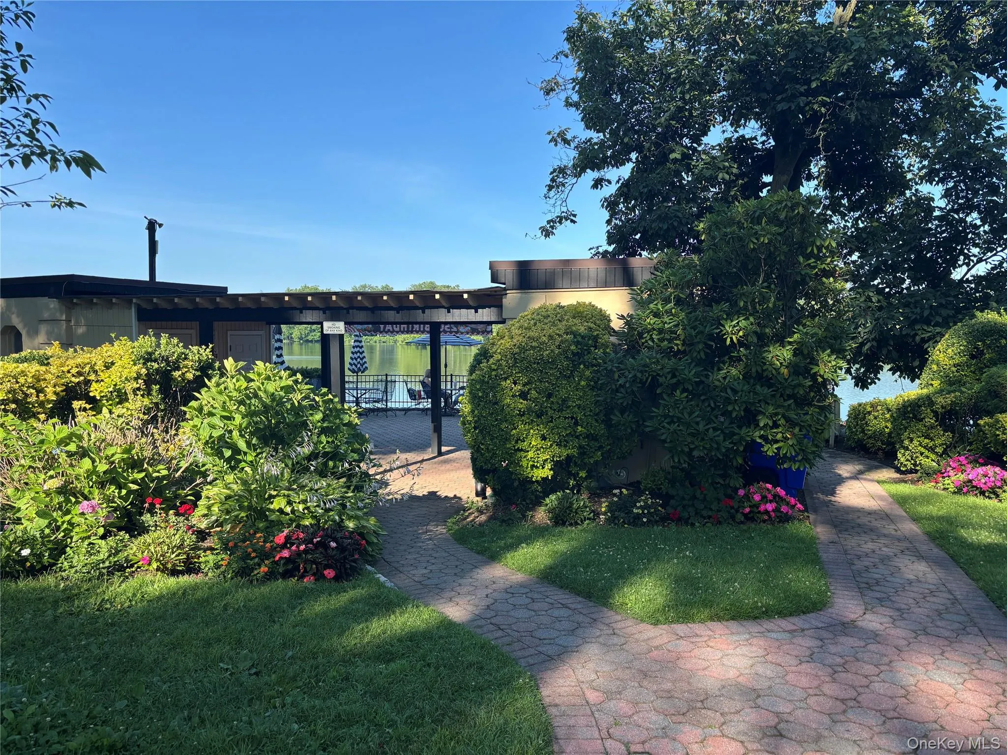 1183 California Road, Eastchester, NY, 2 Bedrooms Bedrooms, 4 Rooms Rooms,1 BathroomBathrooms,Residential,For Rent,California,0,1022575 1183 California Road, Eastchester, NY, 2 Bedrooms Bedrooms, 4 Rooms Rooms,1 BathroomBathrooms,Residential,For Rent,California,0,1022575