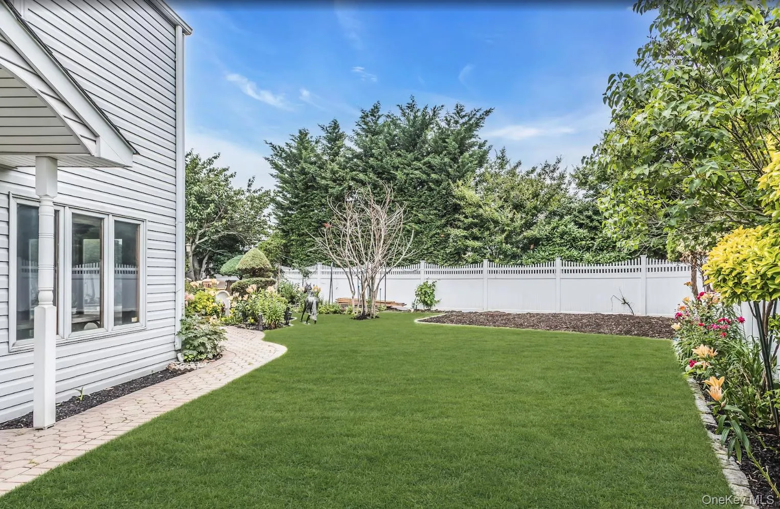3901 Jane Court, Oyster Bay, NY, 4 Bedrooms Bedrooms, 8 Rooms Rooms,2 BathroomsBathrooms,Residential,For Rent,Jane,0,1022582 3901 Jane Court, Oyster Bay, NY, 4 Bedrooms Bedrooms, 8 Rooms Rooms,2 BathroomsBathrooms,Residential,For Rent,Jane,0,1022582
