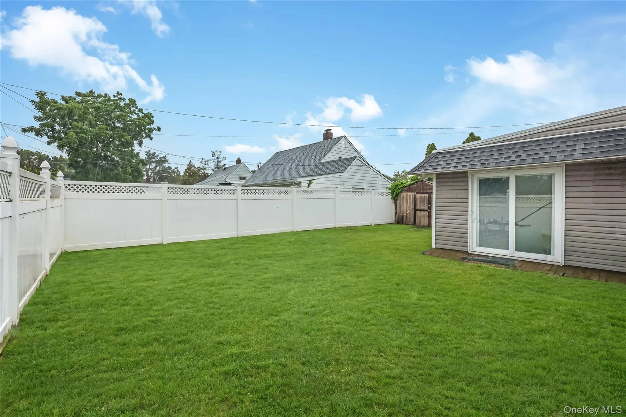 2 Glow Lane, Oyster Bay, NY, 5 Bedrooms Bedrooms, 10 Rooms Rooms,2 BathroomsBathrooms,Residential,For Rent,Glow,0,1022584 2 Glow Lane, Oyster Bay, NY, 5 Bedrooms Bedrooms, 10 Rooms Rooms,2 BathroomsBathrooms,Residential,For Rent,Glow,0,1022584