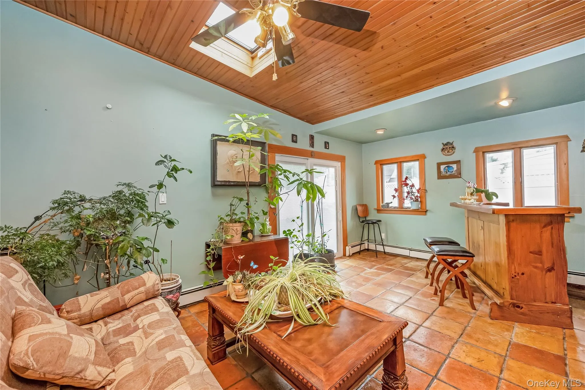 2 Glow Lane, Oyster Bay, NY, 5 Bedrooms Bedrooms, 10 Rooms Rooms,2 BathroomsBathrooms,Residential,For Rent,Glow,0,1022584 2 Glow Lane, Oyster Bay, NY, 5 Bedrooms Bedrooms, 10 Rooms Rooms,2 BathroomsBathrooms,Residential,For Rent,Glow,0,1022584