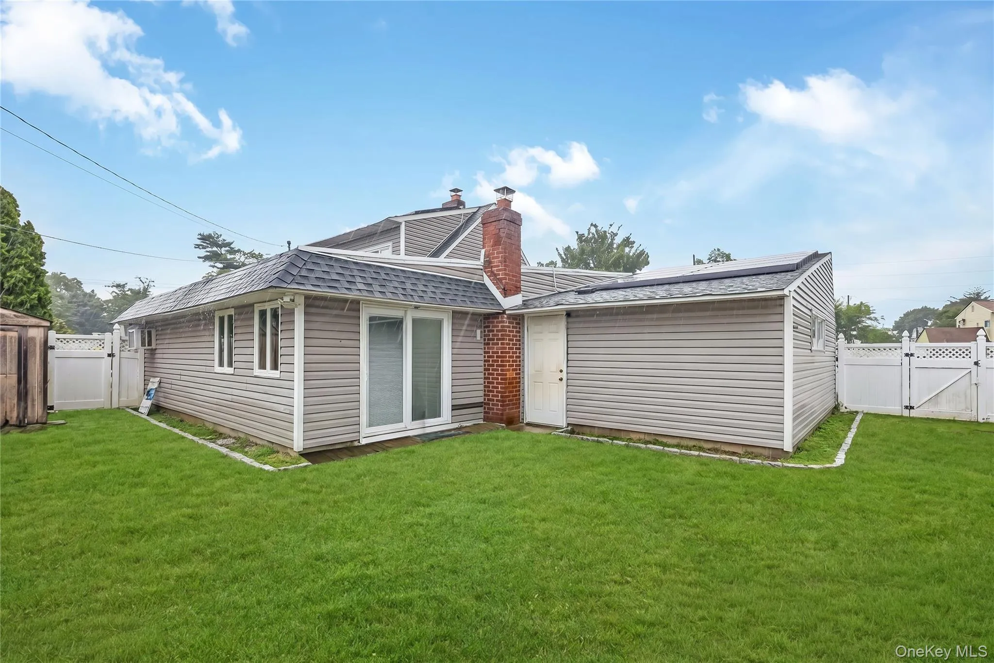 2 Glow Lane, Oyster Bay, NY, 5 Bedrooms Bedrooms, 10 Rooms Rooms,2 BathroomsBathrooms,Residential,For Rent,Glow,0,1022584 2 Glow Lane, Oyster Bay, NY, 5 Bedrooms Bedrooms, 10 Rooms Rooms,2 BathroomsBathrooms,Residential,For Rent,Glow,0,1022584