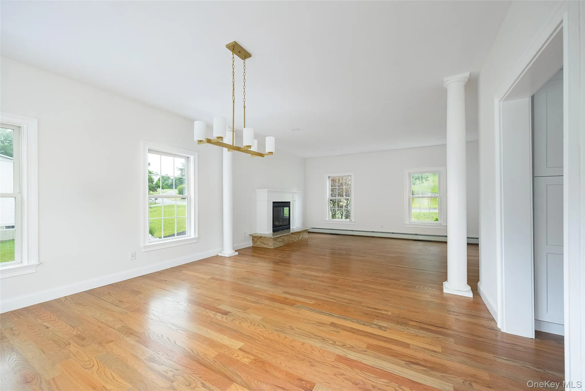 7 Fox Run, La Grange, NY, 3 Bedrooms Bedrooms, 9 Rooms Rooms,3 BathroomsBathrooms,Residential,For Rent,Fox Run,0,1022587 7 Fox Run, La Grange, NY, 3 Bedrooms Bedrooms, 9 Rooms Rooms,3 BathroomsBathrooms,Residential,For Rent,Fox Run,0,1022587