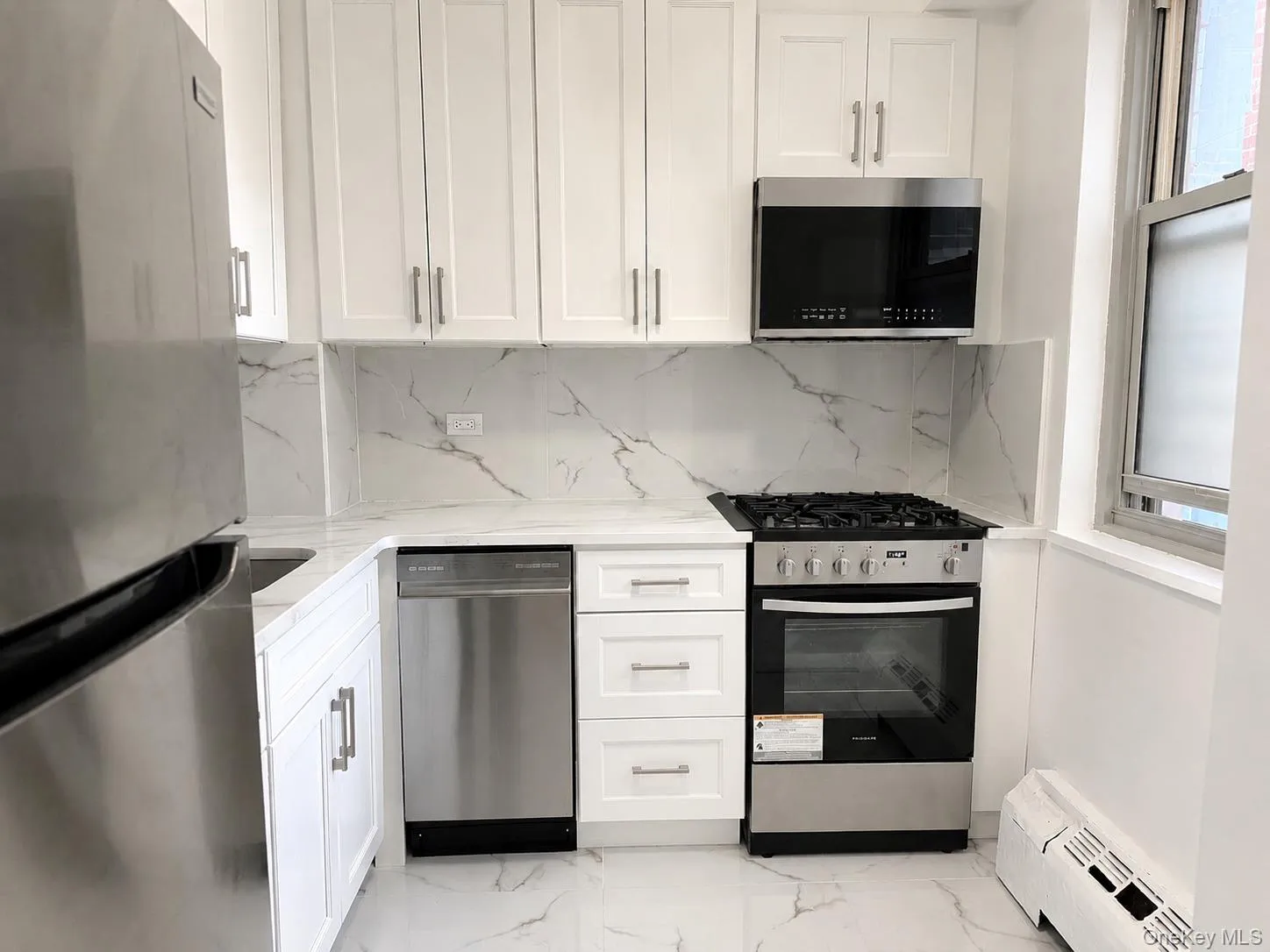 61-15 97th Street, New York, NY, 1 Bedroom Bedrooms, 3 Rooms Rooms,1 BathroomBathrooms,Residential,For Rent,97th,0,1022588 61-15 97th Street, New York, NY, 1 Bedroom Bedrooms, 3 Rooms Rooms,1 BathroomBathrooms,Residential,For Rent,97th,0,1022588