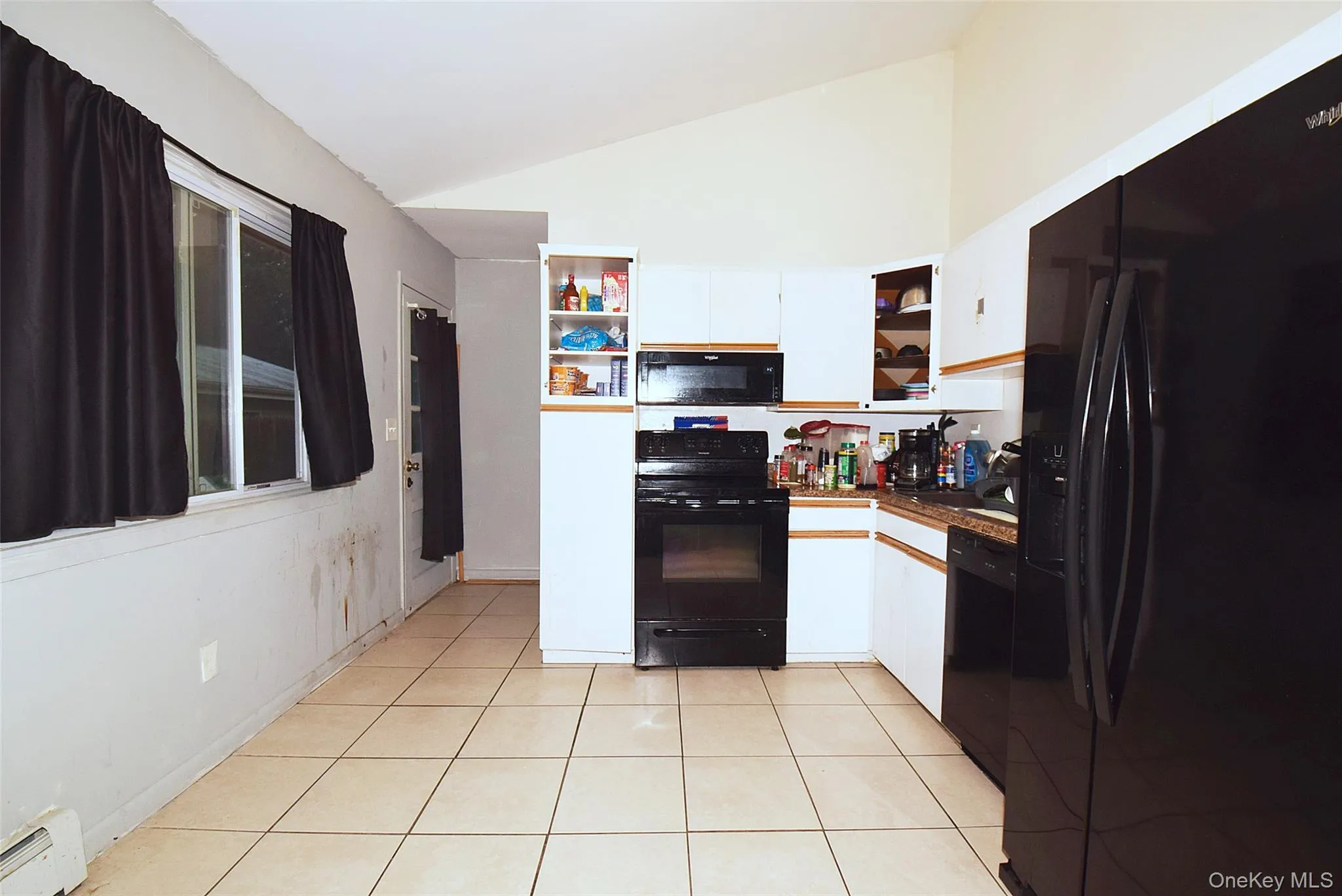 143 Meadowmere Avenue, Brookhaven, NY, 3 Bedrooms Bedrooms, 5 Rooms Rooms,1 BathroomBathrooms,Residential,For Rent,Meadowmere,0,1022590 143 Meadowmere Avenue, Brookhaven, NY, 3 Bedrooms Bedrooms, 5 Rooms Rooms,1 BathroomBathrooms,Residential,For Rent,Meadowmere,0,1022590