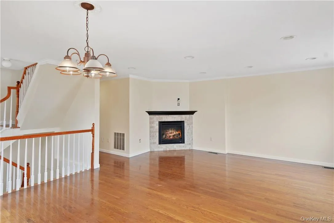 5 Crosby Place, New Rochelle, NY, 3 Bedrooms Bedrooms, 6 Rooms Rooms,2 BathroomsBathrooms,Residential Lease,For Rent,Crosby,0,1022591 5 Crosby Place, New Rochelle, NY, 3 Bedrooms Bedrooms, 6 Rooms Rooms,2 BathroomsBathrooms,Residential Lease,For Rent,Crosby,0,1022591