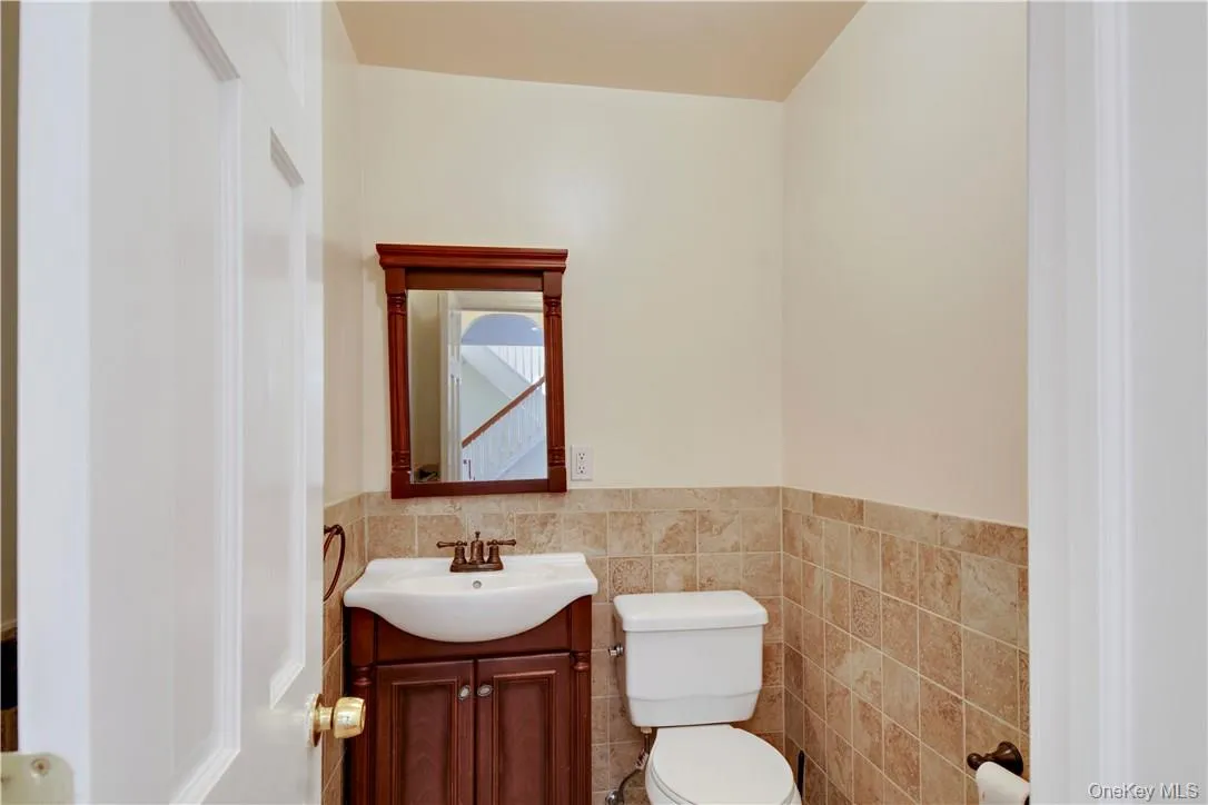 5 Crosby Place, New Rochelle, NY, 3 Bedrooms Bedrooms, 6 Rooms Rooms,2 BathroomsBathrooms,Residential Lease,For Rent,Crosby,0,1022591 5 Crosby Place, New Rochelle, NY, 3 Bedrooms Bedrooms, 6 Rooms Rooms,2 BathroomsBathrooms,Residential Lease,For Rent,Crosby,0,1022591