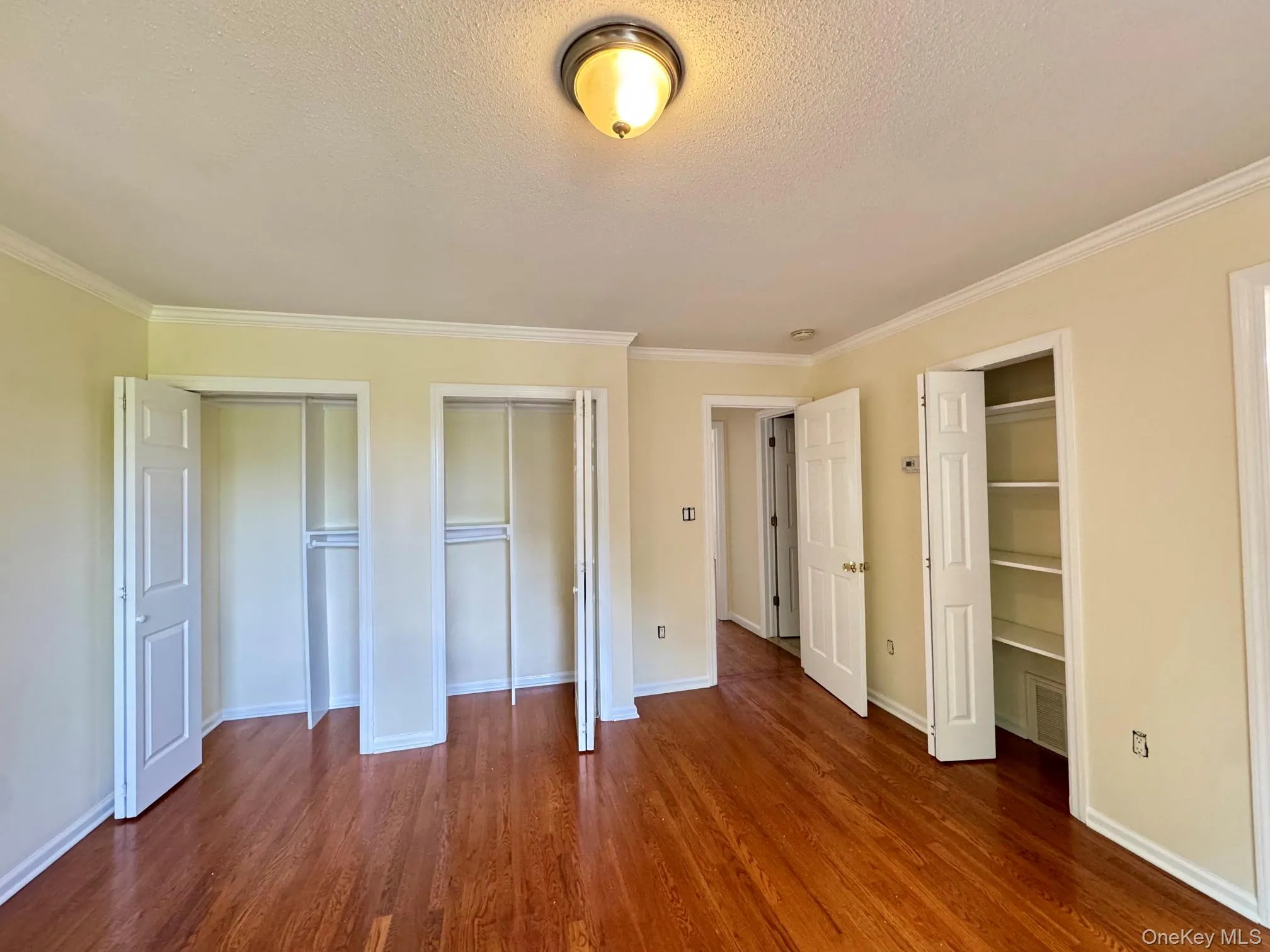 5 Crosby Place, New Rochelle, NY, 3 Bedrooms Bedrooms, 6 Rooms Rooms,2 BathroomsBathrooms,Residential Lease,For Rent,Crosby,0,1022591 5 Crosby Place, New Rochelle, NY, 3 Bedrooms Bedrooms, 6 Rooms Rooms,2 BathroomsBathrooms,Residential Lease,For Rent,Crosby,0,1022591
