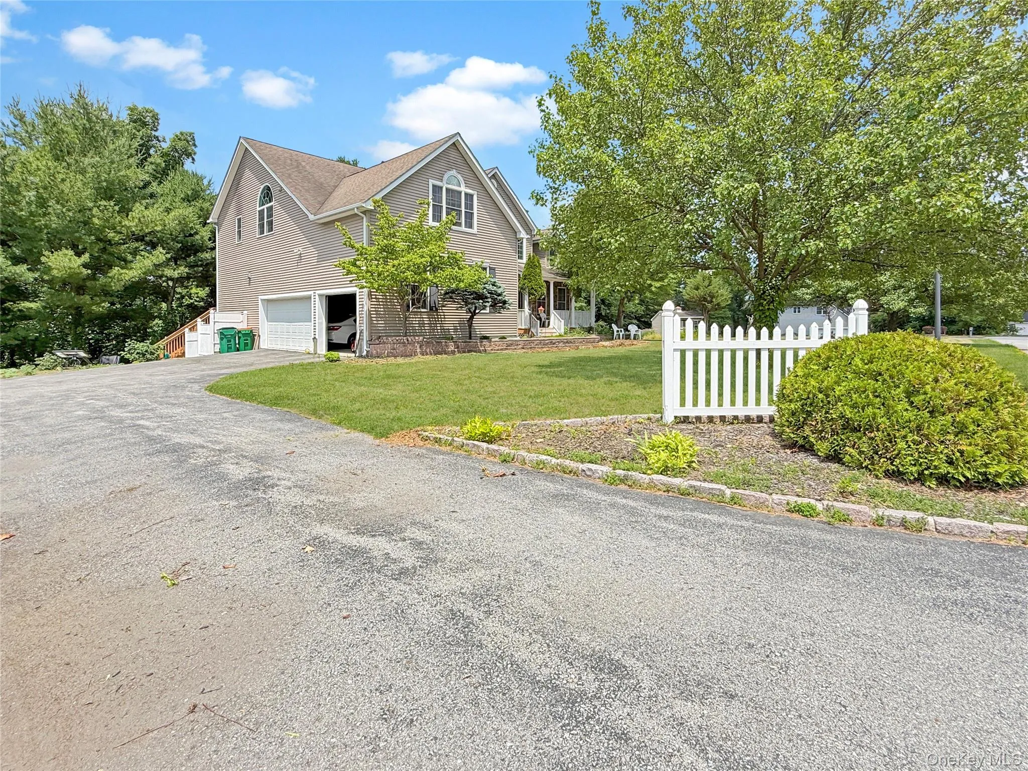 43 Regency Drive, Poughkeepsie (town), NY, 4 Bedrooms Bedrooms, 11 Rooms Rooms,3 BathroomsBathrooms,Residential,For Rent,Regency,0,1022595 43 Regency Drive, Poughkeepsie (town), NY, 4 Bedrooms Bedrooms, 11 Rooms Rooms,3 BathroomsBathrooms,Residential,For Rent,Regency,0,1022595