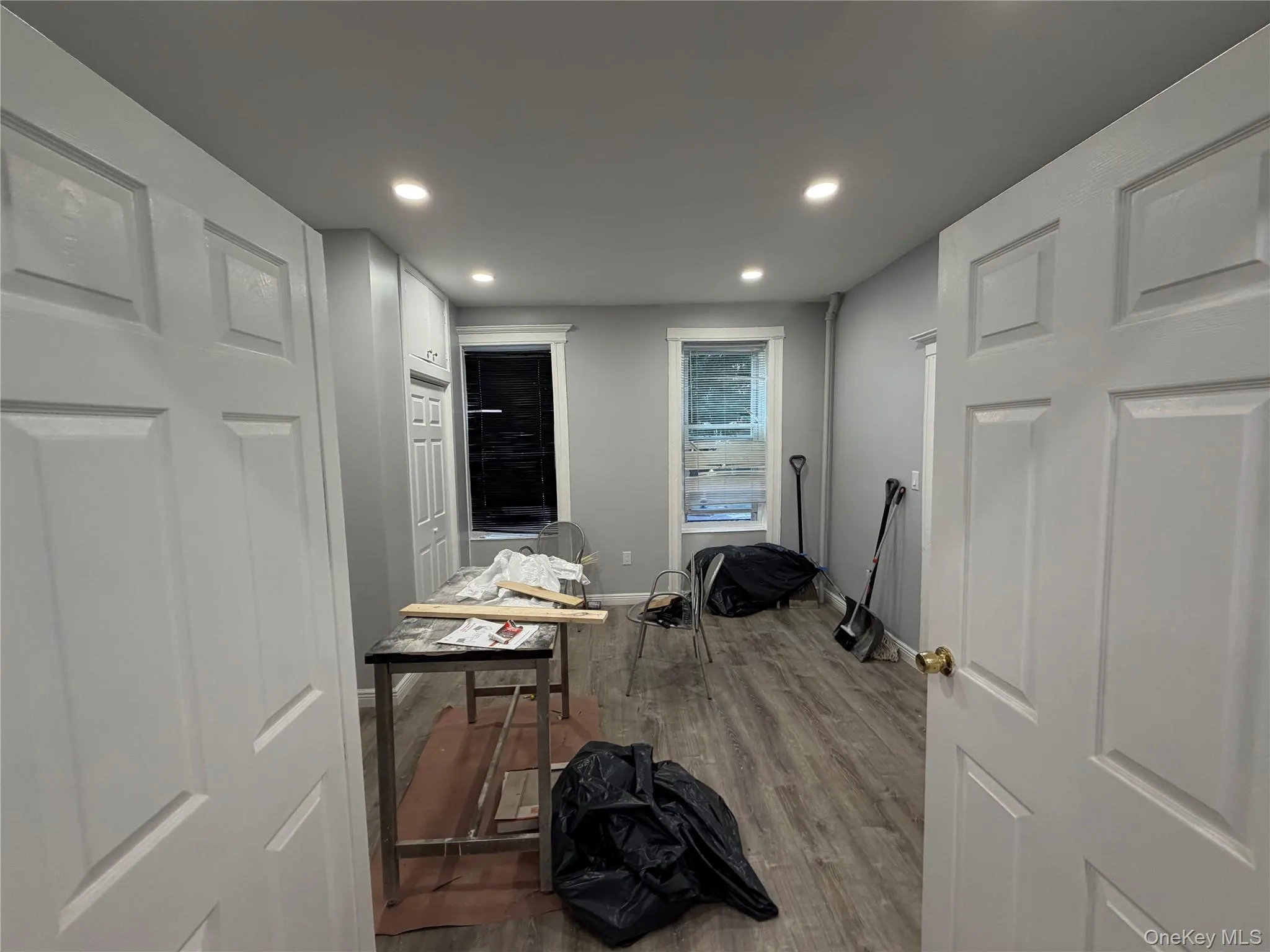 655 Sheffield Avenue, New York, NY, 2 Bedrooms Bedrooms, 6 Rooms Rooms,1 BathroomBathrooms,Residential Lease,For Rent,Sheffield,0,1022596 655 Sheffield Avenue, New York, NY, 2 Bedrooms Bedrooms, 6 Rooms Rooms,1 BathroomBathrooms,Residential Lease,For Rent,Sheffield,0,1022596