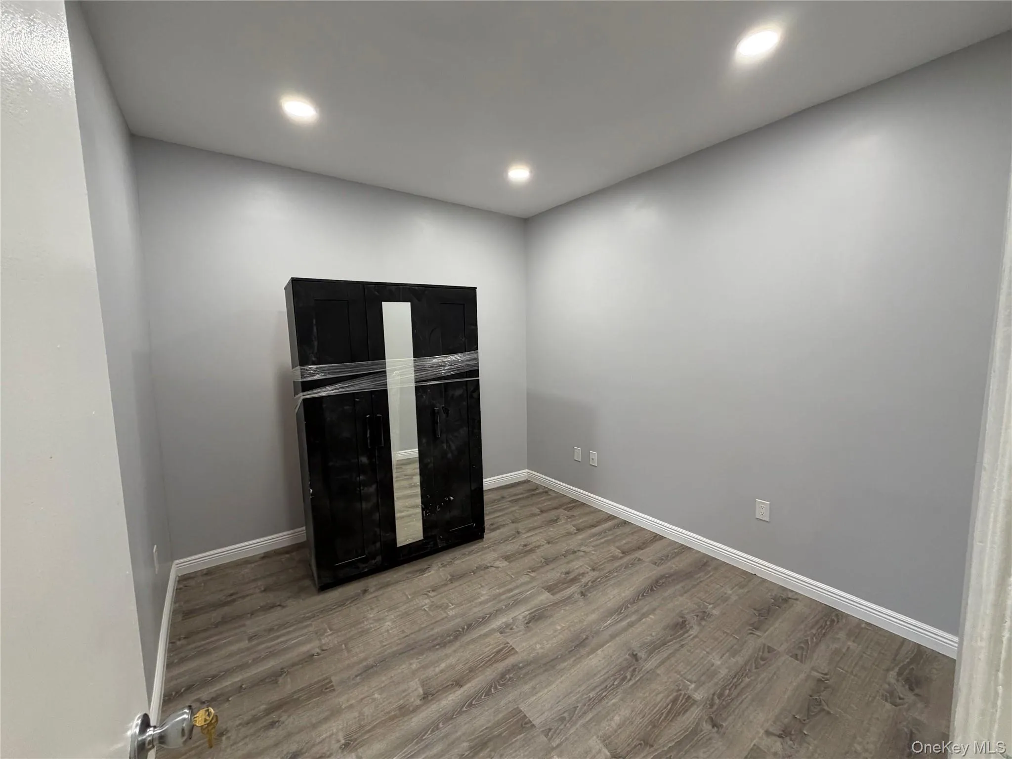 655 Sheffield Avenue, New York, NY, 2 Bedrooms Bedrooms, 6 Rooms Rooms,1 BathroomBathrooms,Residential Lease,For Rent,Sheffield,0,1022596 655 Sheffield Avenue, New York, NY, 2 Bedrooms Bedrooms, 6 Rooms Rooms,1 BathroomBathrooms,Residential Lease,For Rent,Sheffield,0,1022596