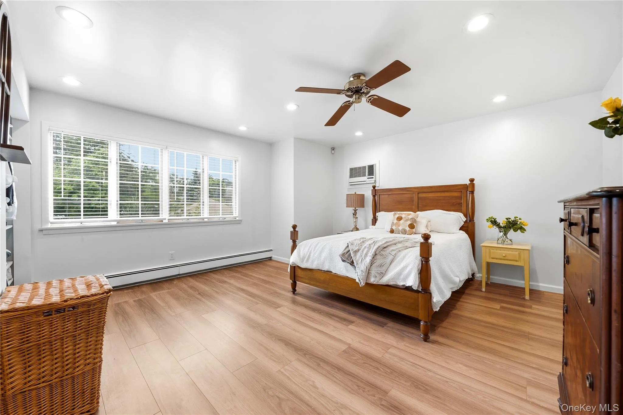 3 Finnin Place, Oyster Bay, NY, 3 Bedrooms Bedrooms, 6 Rooms Rooms,2 BathroomsBathrooms,Residential,For Rent,Finnin,0,1022597 3 Finnin Place, Oyster Bay, NY, 3 Bedrooms Bedrooms, 6 Rooms Rooms,2 BathroomsBathrooms,Residential,For Rent,Finnin,0,1022597