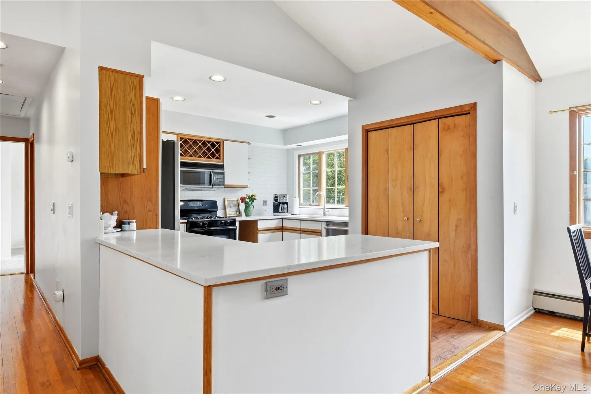 3 Finnin Place, Oyster Bay, NY, 3 Bedrooms Bedrooms, 6 Rooms Rooms,2 BathroomsBathrooms,Residential,For Rent,Finnin,0,1022597 3 Finnin Place, Oyster Bay, NY, 3 Bedrooms Bedrooms, 6 Rooms Rooms,2 BathroomsBathrooms,Residential,For Rent,Finnin,0,1022597