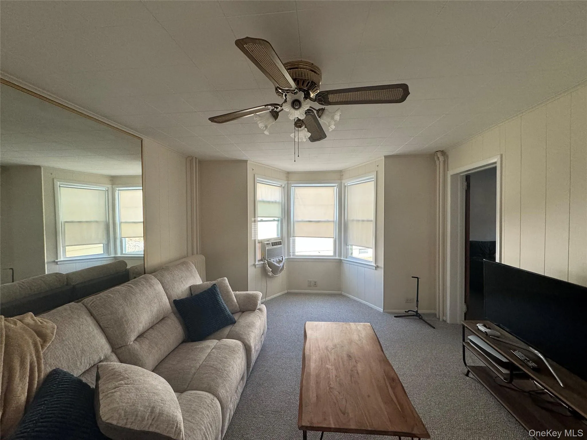 73 Prime Avenue, Huntington, NY, 2 Bedrooms Bedrooms, 4 Rooms Rooms,1 BathroomBathrooms,Residential Lease,For Rent,Prime,0,1022599 73 Prime Avenue, Huntington, NY, 2 Bedrooms Bedrooms, 4 Rooms Rooms,1 BathroomBathrooms,Residential Lease,For Rent,Prime,0,1022599