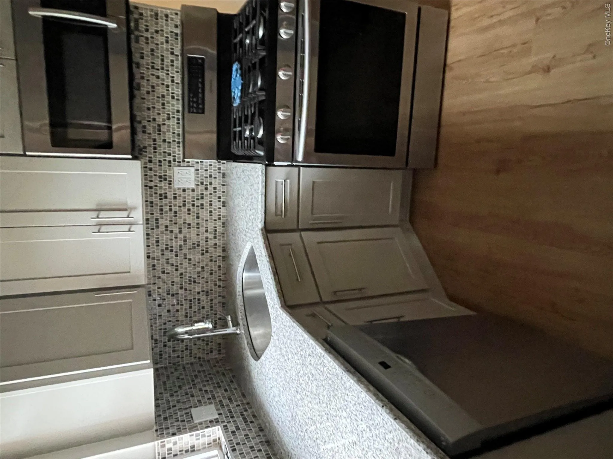 1212 98th Street, New York, NY, 3 Bedrooms Bedrooms, 6 Rooms Rooms,1 BathroomBathrooms,Residential Lease,For Rent,98th,0,1022600 1212 98th Street, New York, NY, 3 Bedrooms Bedrooms, 6 Rooms Rooms,1 BathroomBathrooms,Residential Lease,For Rent,98th,0,1022600