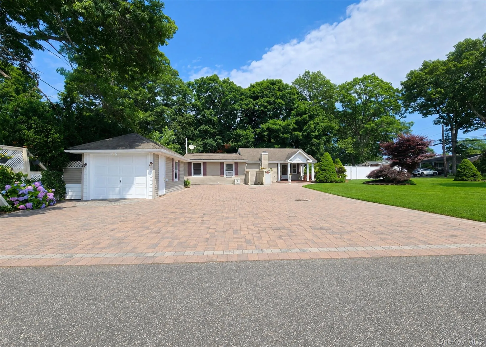 241 Terry Boulevard, Islip, NY, 3 Bedrooms Bedrooms, 9 Rooms Rooms,3 BathroomsBathrooms,Residential,For Rent,Terry,0,1022606 241 Terry Boulevard, Islip, NY, 3 Bedrooms Bedrooms, 9 Rooms Rooms,3 BathroomsBathrooms,Residential,For Rent,Terry,0,1022606