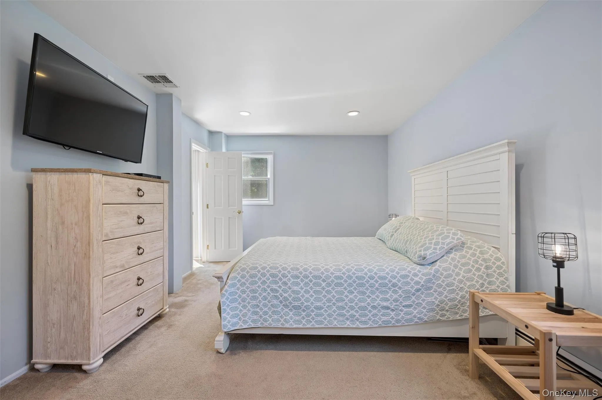 13 Buttercup Lane, Southampton, NY, 3 Bedrooms Bedrooms, 9 Rooms Rooms,4 BathroomsBathrooms,Residential Lease,For Rent,Buttercup,0,1022611 13 Buttercup Lane, Southampton, NY, 3 Bedrooms Bedrooms, 9 Rooms Rooms,4 BathroomsBathrooms,Residential Lease,For Rent,Buttercup,0,1022611