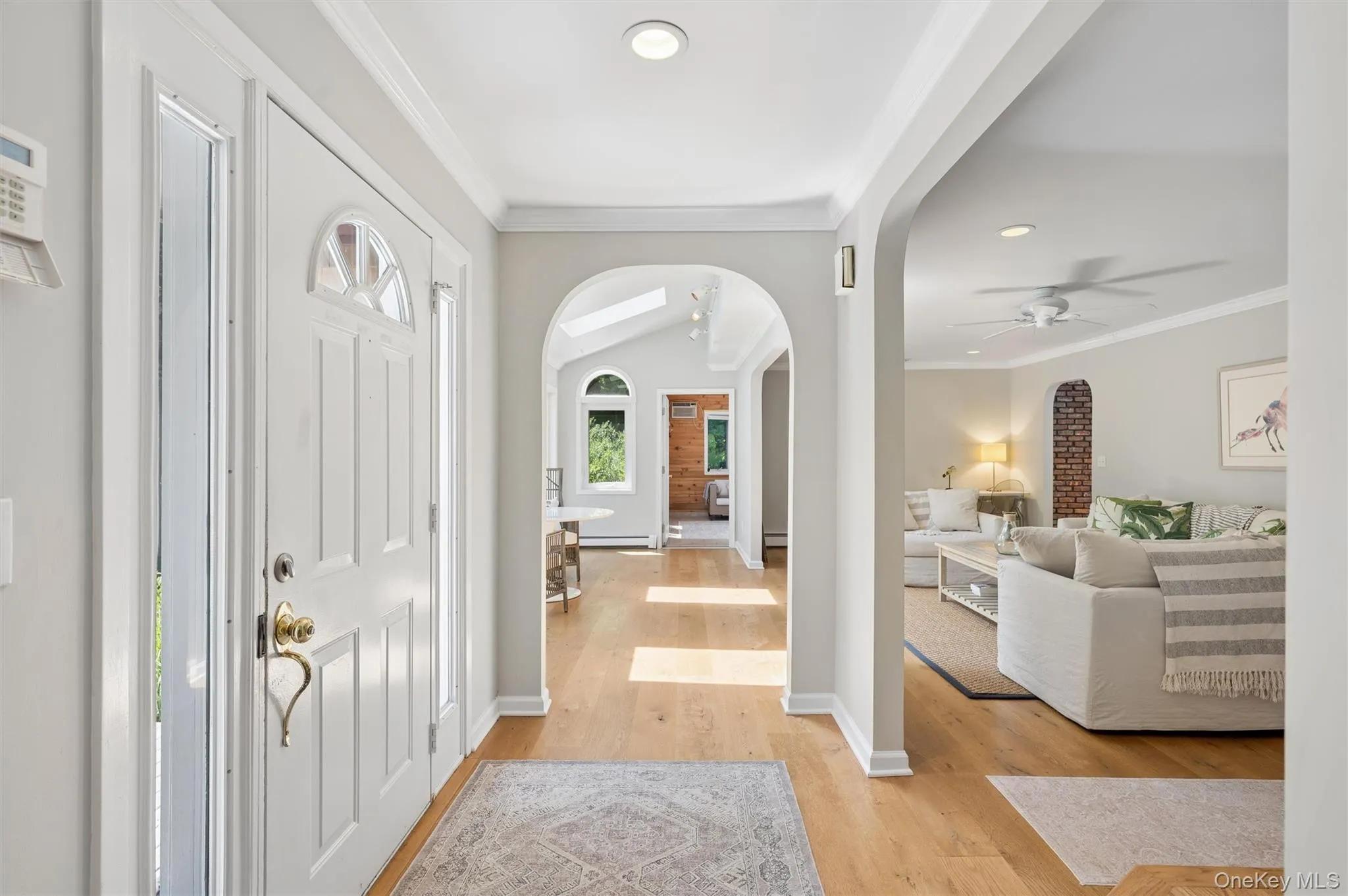 13 Buttercup Lane, Southampton, NY, 3 Bedrooms Bedrooms, 9 Rooms Rooms,4 BathroomsBathrooms,Residential Lease,For Rent,Buttercup,0,1022611 13 Buttercup Lane, Southampton, NY, 3 Bedrooms Bedrooms, 9 Rooms Rooms,4 BathroomsBathrooms,Residential Lease,For Rent,Buttercup,0,1022611