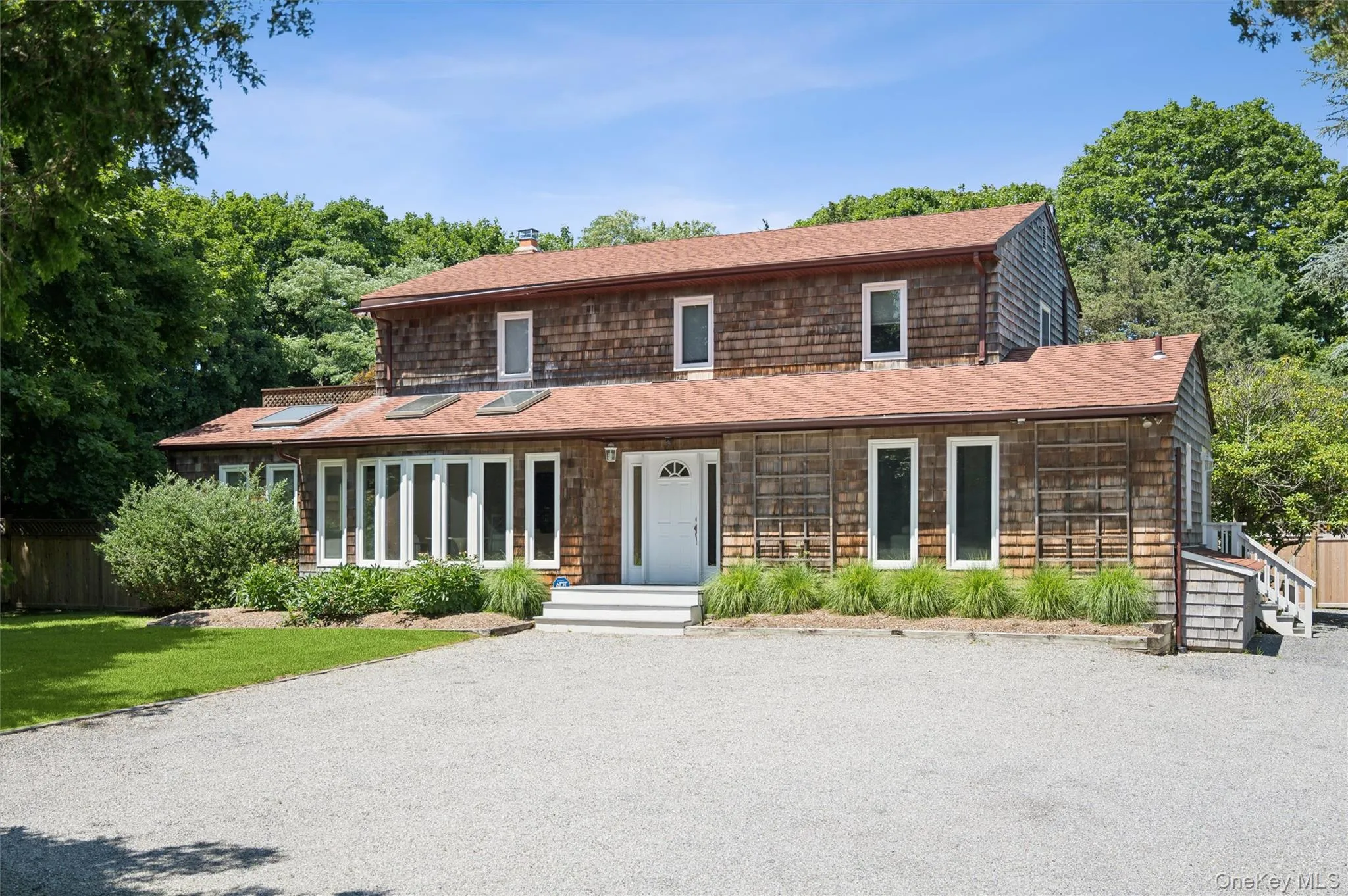 13 Buttercup Lane, Southampton, NY, 3 Bedrooms Bedrooms, 9 Rooms Rooms,4 BathroomsBathrooms,Residential Lease,For Rent,Buttercup,0,1022611 13 Buttercup Lane, Southampton, NY, 3 Bedrooms Bedrooms, 9 Rooms Rooms,4 BathroomsBathrooms,Residential Lease,For Rent,Buttercup,0,1022611