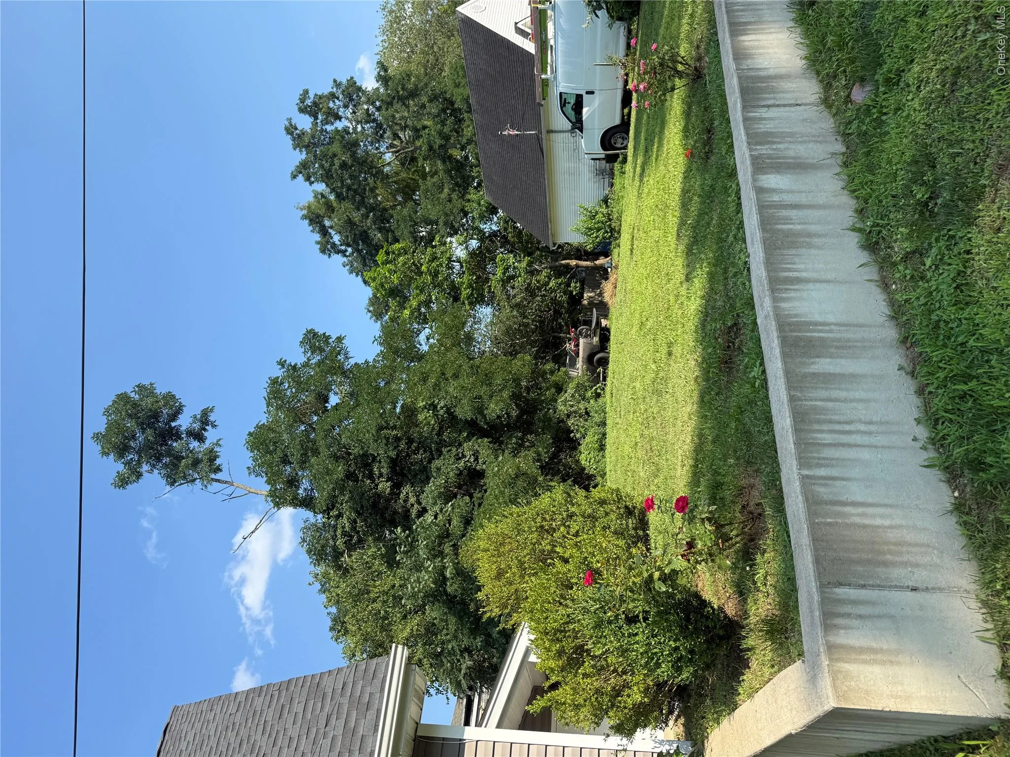 16 Oak Avenue, Riverhead, NY, 3 Bedrooms Bedrooms, 8 Rooms Rooms,2 BathroomsBathrooms,Residential,For Rent,Oak,0,1022614 16 Oak Avenue, Riverhead, NY, 3 Bedrooms Bedrooms, 8 Rooms Rooms,2 BathroomsBathrooms,Residential,For Rent,Oak,0,1022614