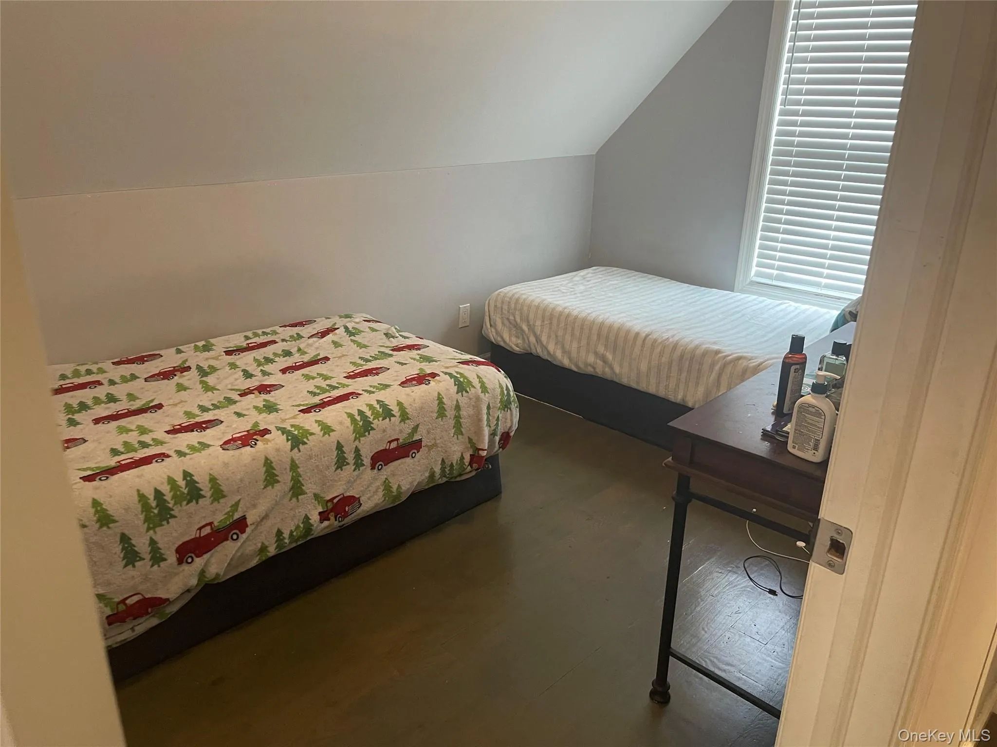 16 Oak Avenue, Riverhead, NY, 3 Bedrooms Bedrooms, 8 Rooms Rooms,2 BathroomsBathrooms,Residential,For Rent,Oak,0,1022614 16 Oak Avenue, Riverhead, NY, 3 Bedrooms Bedrooms, 8 Rooms Rooms,2 BathroomsBathrooms,Residential,For Rent,Oak,0,1022614