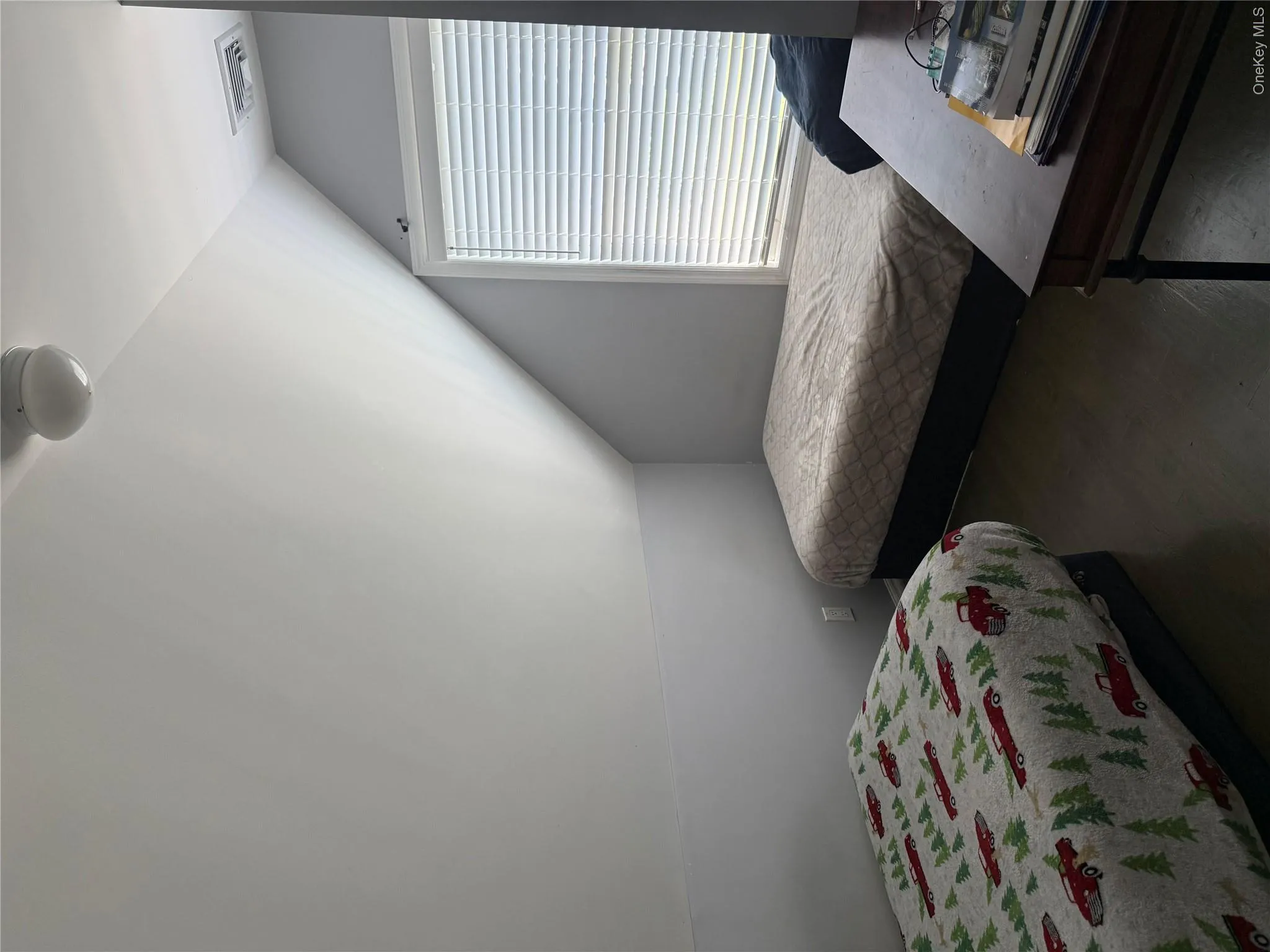 16 Oak Avenue, Riverhead, NY, 3 Bedrooms Bedrooms, 8 Rooms Rooms,2 BathroomsBathrooms,Residential,For Rent,Oak,0,1022614 16 Oak Avenue, Riverhead, NY, 3 Bedrooms Bedrooms, 8 Rooms Rooms,2 BathroomsBathrooms,Residential,For Rent,Oak,0,1022614
