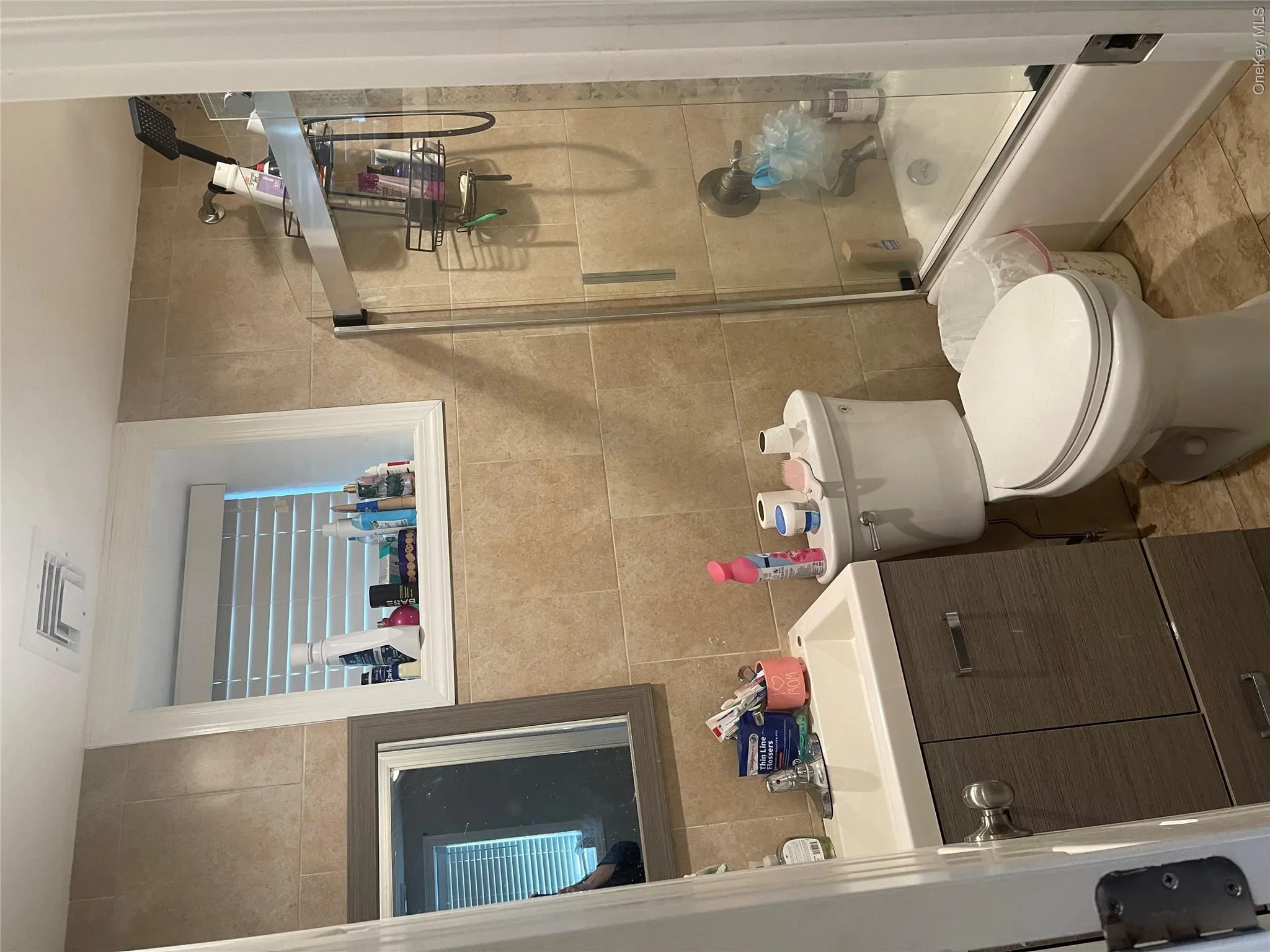 16 Oak Avenue, Riverhead, NY, 3 Bedrooms Bedrooms, 8 Rooms Rooms,2 BathroomsBathrooms,Residential,For Rent,Oak,0,1022614 16 Oak Avenue, Riverhead, NY, 3 Bedrooms Bedrooms, 8 Rooms Rooms,2 BathroomsBathrooms,Residential,For Rent,Oak,0,1022614