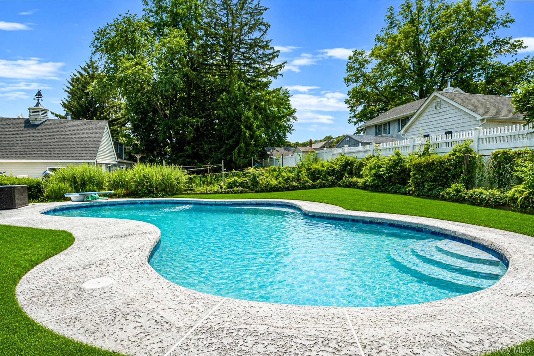 112 Lawrence Avenue, Smithtown, NY, 3 Bedrooms Bedrooms, 9 Rooms Rooms,2 BathroomsBathrooms,Residential,For Rent,Lawrence,0,1022617 112 Lawrence Avenue, Smithtown, NY, 3 Bedrooms Bedrooms, 9 Rooms Rooms,2 BathroomsBathrooms,Residential,For Rent,Lawrence,0,1022617