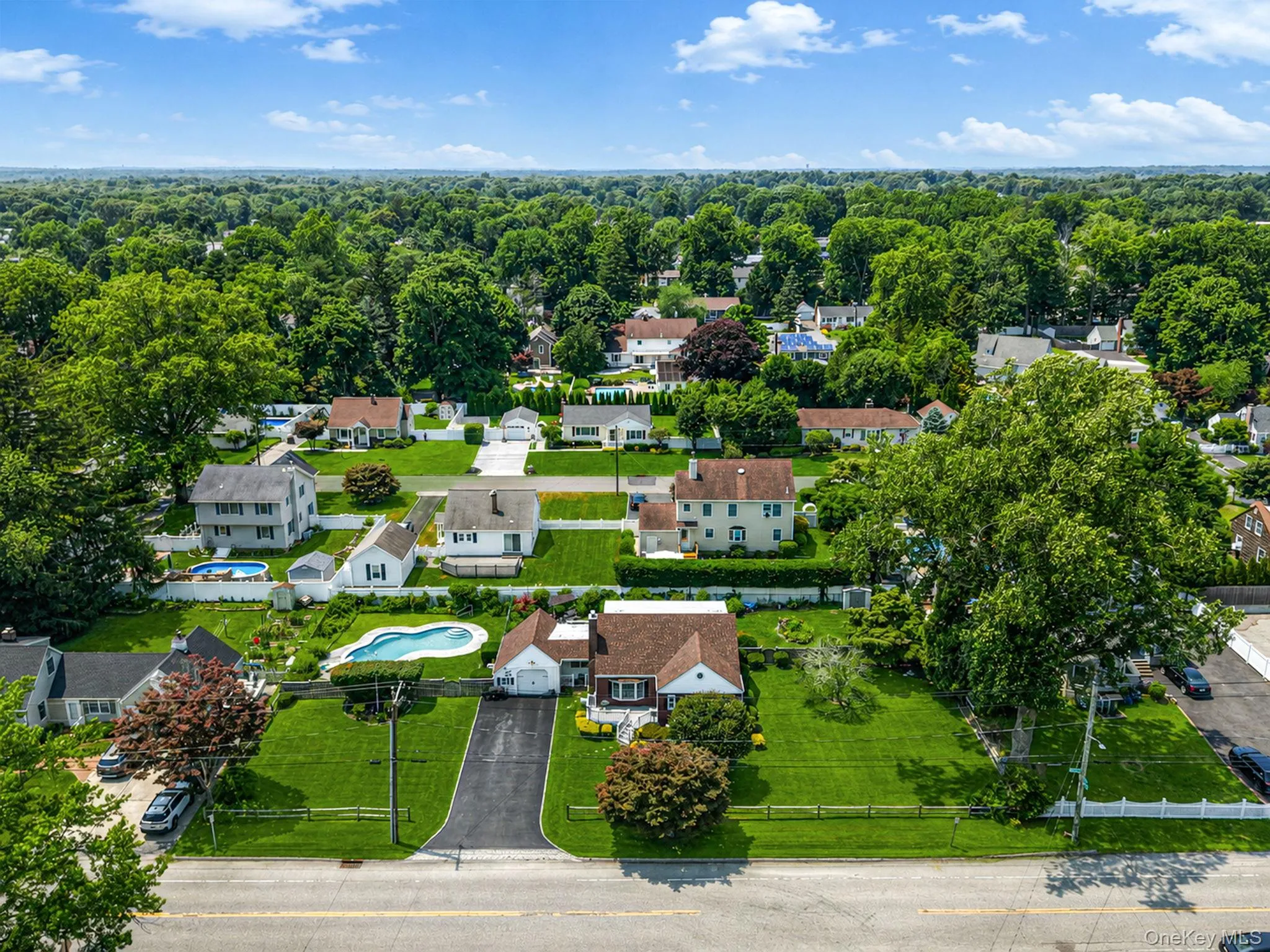 112 Lawrence Avenue, Smithtown, NY, 3 Bedrooms Bedrooms, 9 Rooms Rooms,2 BathroomsBathrooms,Residential,For Rent,Lawrence,0,1022617 112 Lawrence Avenue, Smithtown, NY, 3 Bedrooms Bedrooms, 9 Rooms Rooms,2 BathroomsBathrooms,Residential,For Rent,Lawrence,0,1022617