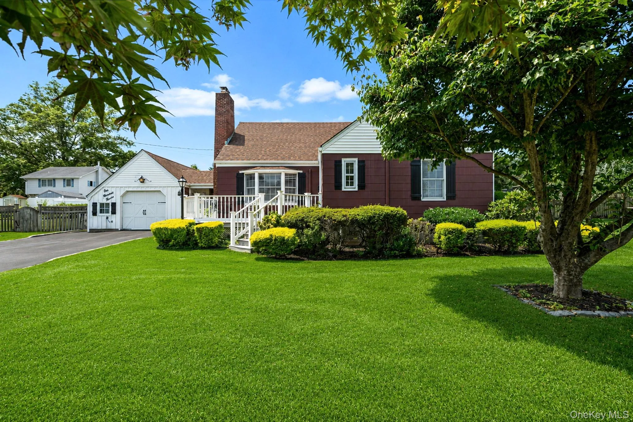 112 Lawrence Avenue, Smithtown, NY, 3 Bedrooms Bedrooms, 9 Rooms Rooms,2 BathroomsBathrooms,Residential,For Rent,Lawrence,0,1022617 112 Lawrence Avenue, Smithtown, NY, 3 Bedrooms Bedrooms, 9 Rooms Rooms,2 BathroomsBathrooms,Residential,For Rent,Lawrence,0,1022617