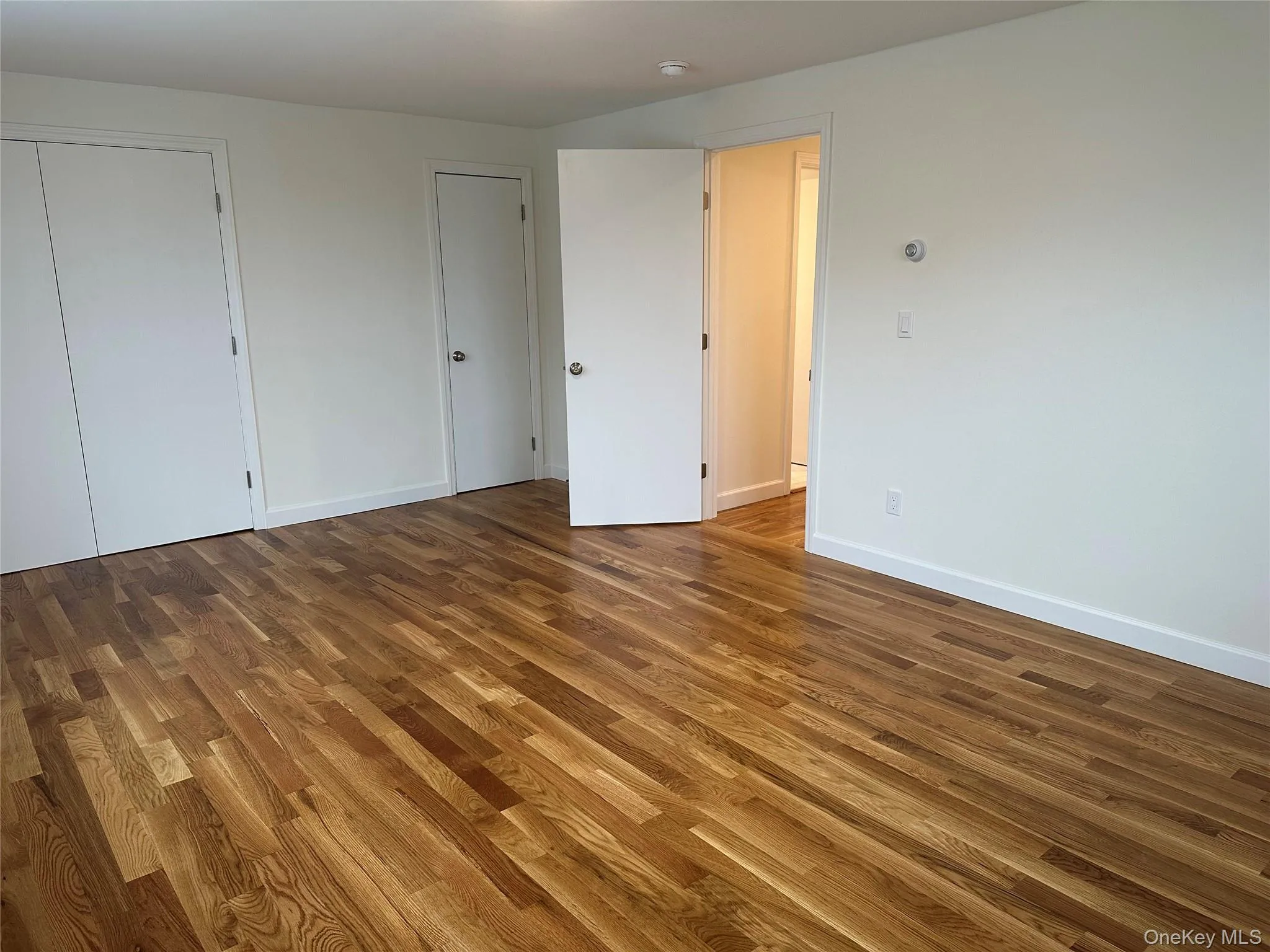 32 Marwood Road, North Hempstead, NY, 2 Bedrooms Bedrooms, 4 Rooms Rooms,2 BathroomsBathrooms,Residential Lease,For Rent,Marwood,0,1022618 32 Marwood Road, North Hempstead, NY, 2 Bedrooms Bedrooms, 4 Rooms Rooms,2 BathroomsBathrooms,Residential Lease,For Rent,Marwood,0,1022618