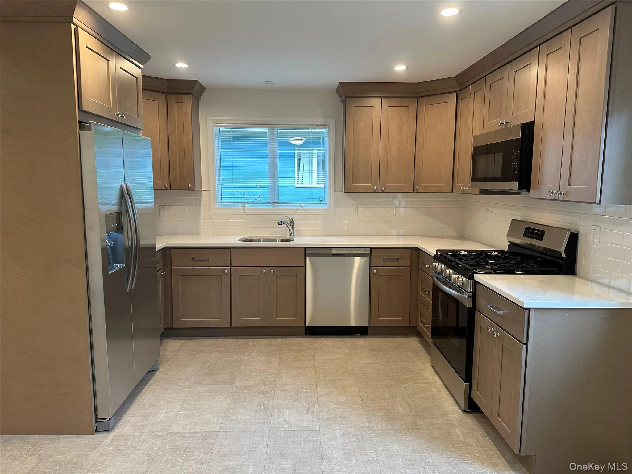 32 Marwood Road, North Hempstead, NY, 2 Bedrooms Bedrooms, 4 Rooms Rooms,2 BathroomsBathrooms,Residential Lease,For Rent,Marwood,0,1022618 32 Marwood Road, North Hempstead, NY, 2 Bedrooms Bedrooms, 4 Rooms Rooms,2 BathroomsBathrooms,Residential Lease,For Rent,Marwood,0,1022618