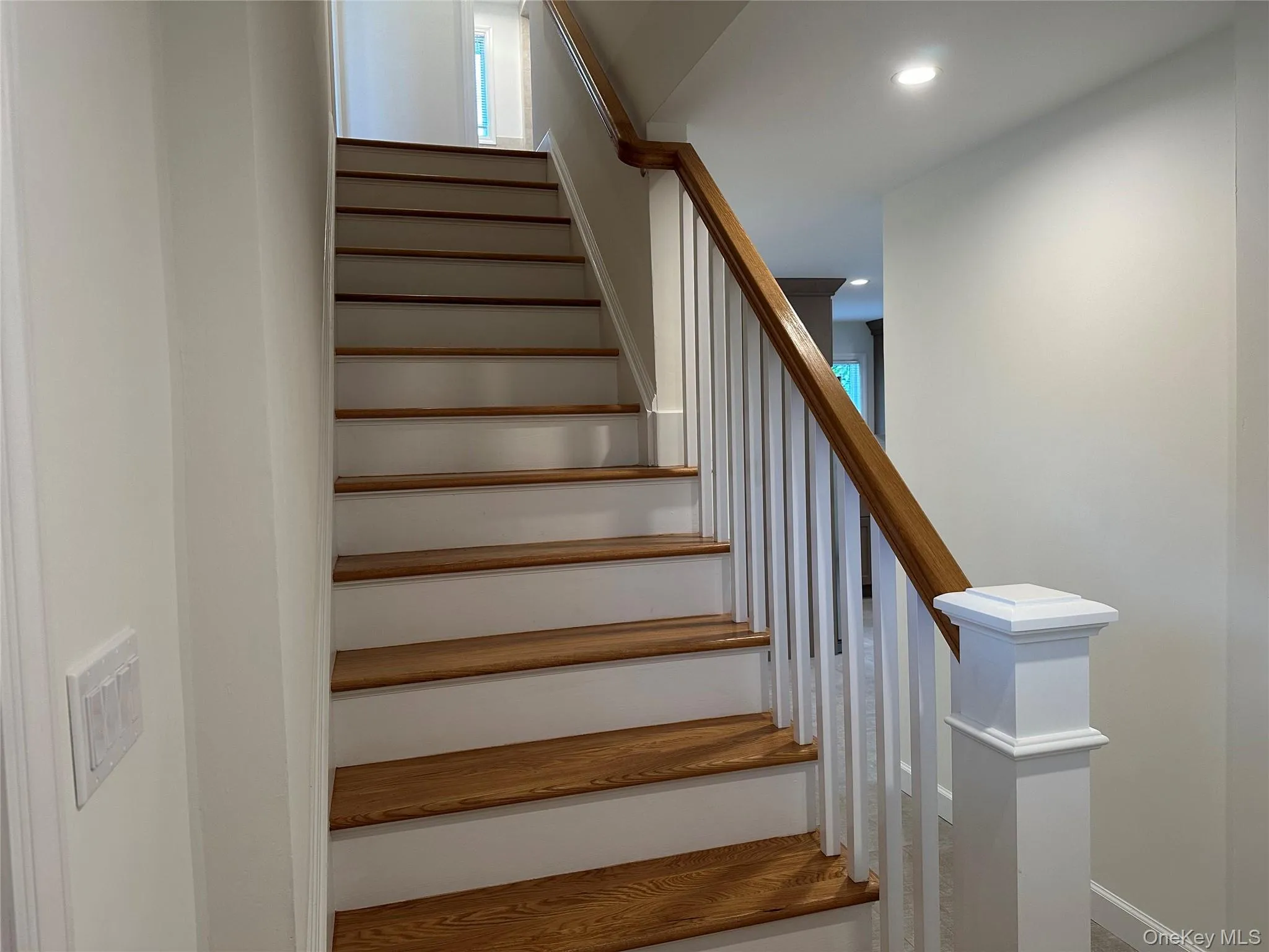 32 Marwood Road, North Hempstead, NY, 2 Bedrooms Bedrooms, 4 Rooms Rooms,2 BathroomsBathrooms,Residential Lease,For Rent,Marwood,0,1022618 32 Marwood Road, North Hempstead, NY, 2 Bedrooms Bedrooms, 4 Rooms Rooms,2 BathroomsBathrooms,Residential Lease,For Rent,Marwood,0,1022618