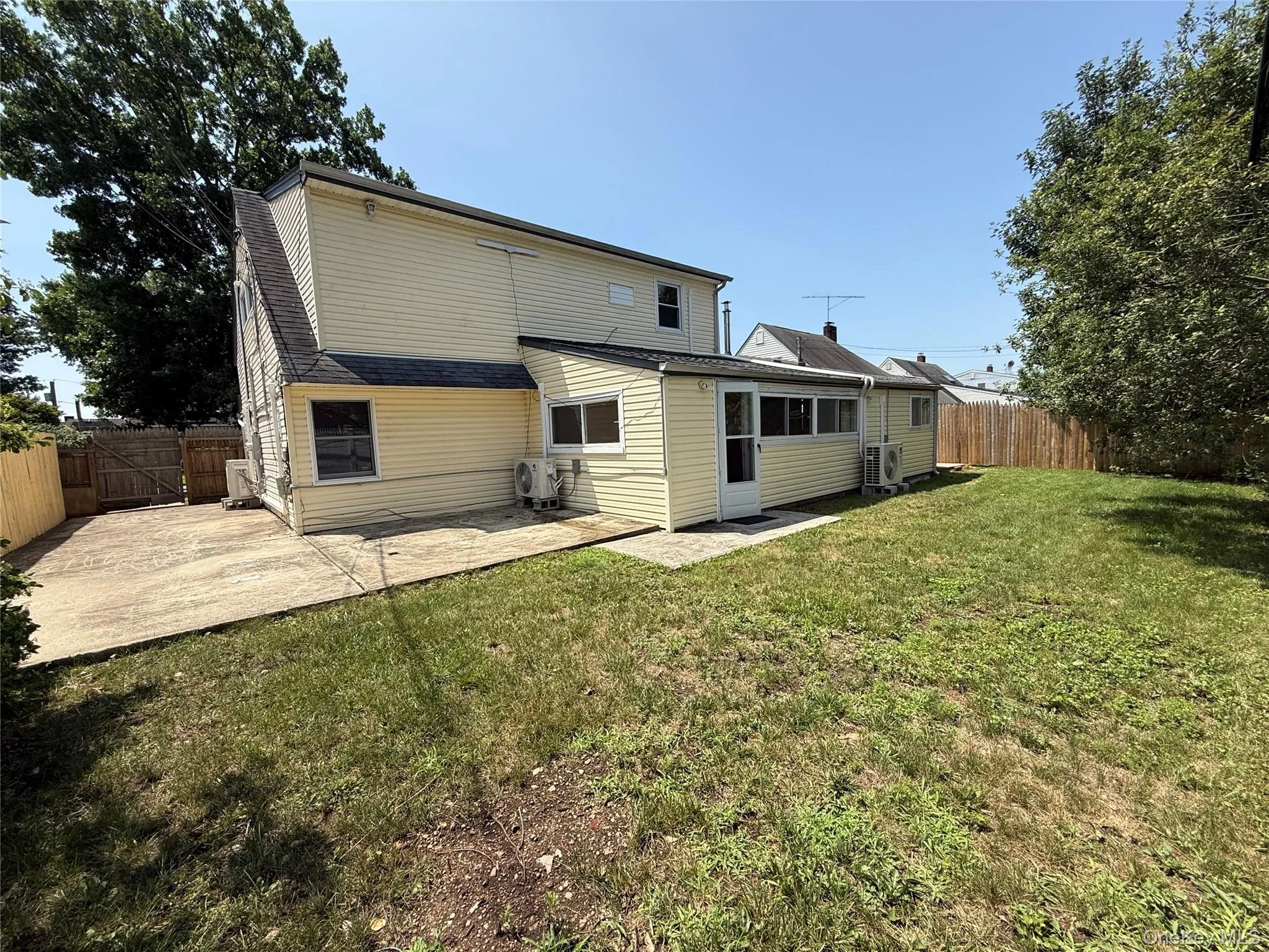 61 Friendly Road, Oyster Bay, NY, 4 Bedrooms Bedrooms, 4 Rooms Rooms,2 BathroomsBathrooms,Residential,For Rent,Friendly,0,1022626 61 Friendly Road, Oyster Bay, NY, 4 Bedrooms Bedrooms, 4 Rooms Rooms,2 BathroomsBathrooms,Residential,For Rent,Friendly,0,1022626