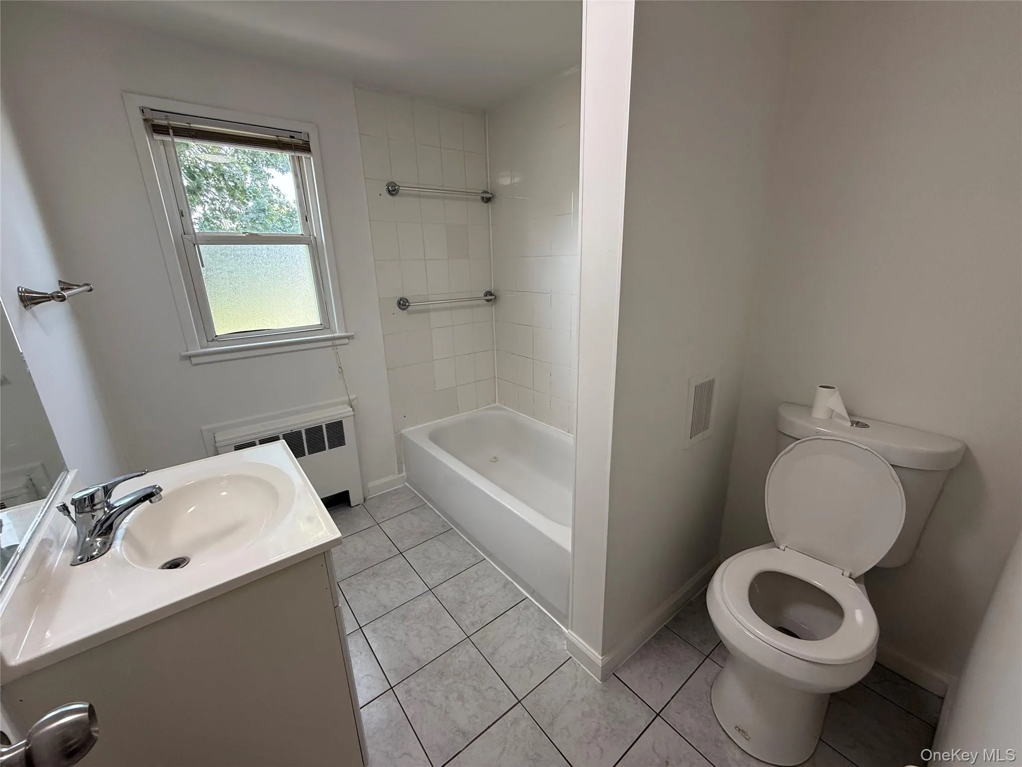 61 Friendly Road, Oyster Bay, NY, 4 Bedrooms Bedrooms, 4 Rooms Rooms,2 BathroomsBathrooms,Residential,For Rent,Friendly,0,1022626 61 Friendly Road, Oyster Bay, NY, 4 Bedrooms Bedrooms, 4 Rooms Rooms,2 BathroomsBathrooms,Residential,For Rent,Friendly,0,1022626