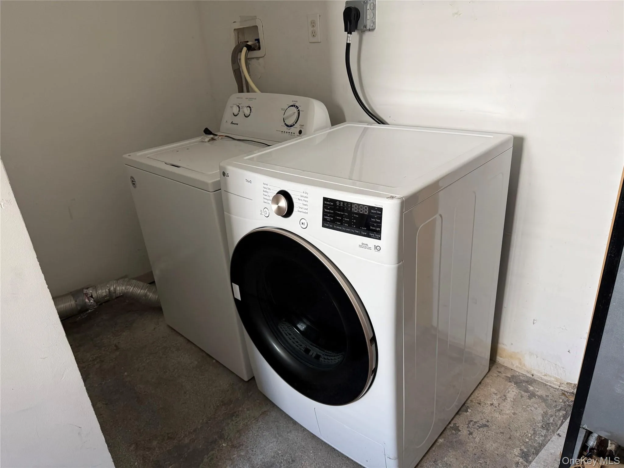 61 Friendly Road, Oyster Bay, NY, 4 Bedrooms Bedrooms, 4 Rooms Rooms,2 BathroomsBathrooms,Residential,For Rent,Friendly,0,1022626 61 Friendly Road, Oyster Bay, NY, 4 Bedrooms Bedrooms, 4 Rooms Rooms,2 BathroomsBathrooms,Residential,For Rent,Friendly,0,1022626