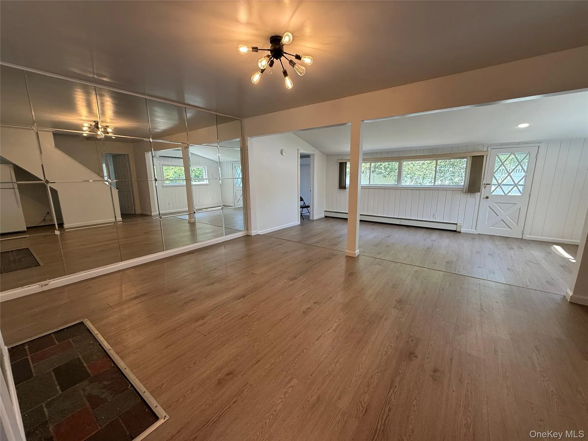 61 Friendly Road, Oyster Bay, NY, 4 Bedrooms Bedrooms, 4 Rooms Rooms,2 BathroomsBathrooms,Residential,For Rent,Friendly,0,1022626 61 Friendly Road, Oyster Bay, NY, 4 Bedrooms Bedrooms, 4 Rooms Rooms,2 BathroomsBathrooms,Residential,For Rent,Friendly,0,1022626