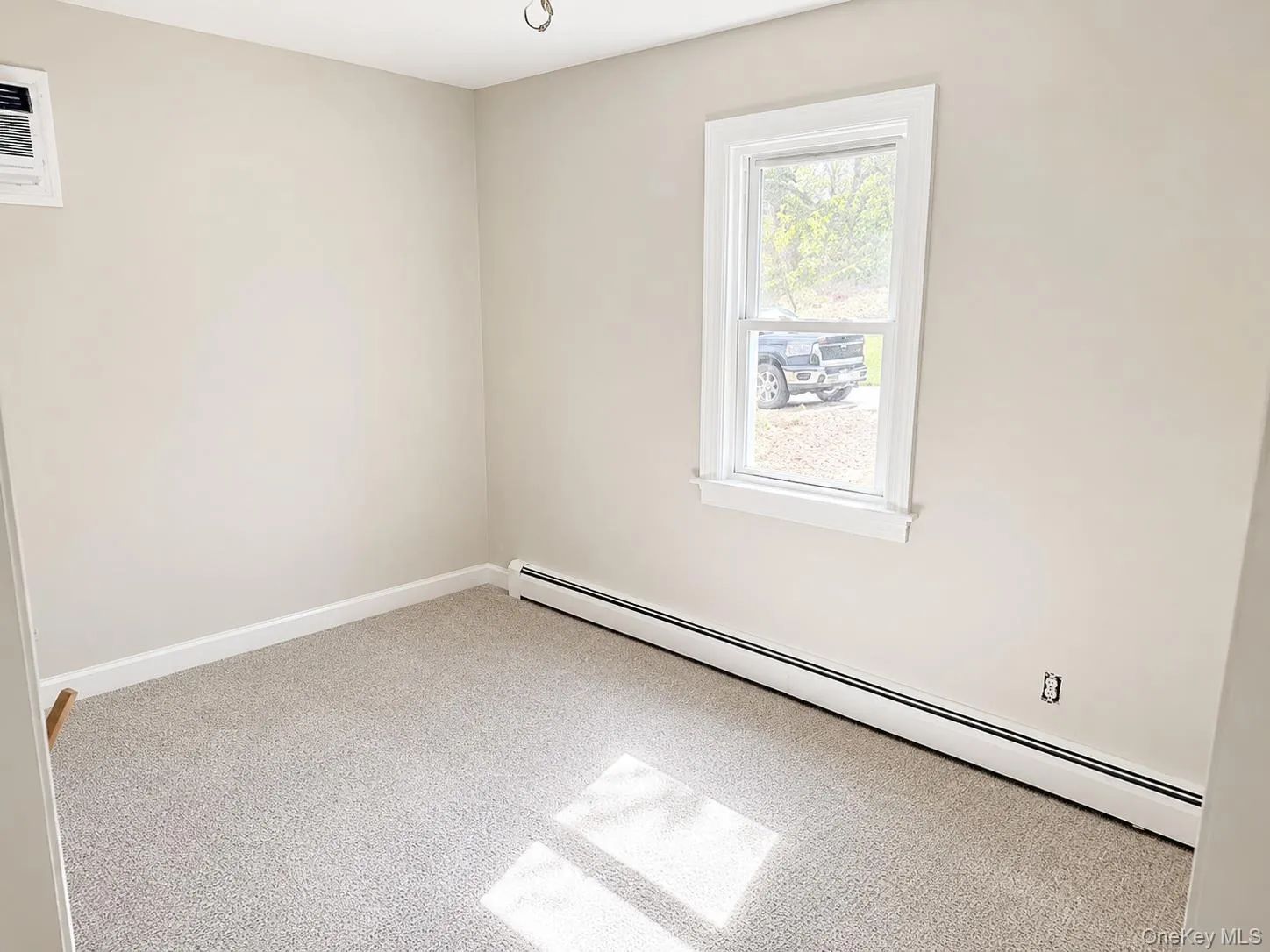 147 Freya Road, Brookhaven, NY, 3 Bedrooms Bedrooms, 8 Rooms Rooms,1 BathroomBathrooms,Residential,For Rent,Freya,0,1022627 147 Freya Road, Brookhaven, NY, 3 Bedrooms Bedrooms, 8 Rooms Rooms,1 BathroomBathrooms,Residential,For Rent,Freya,0,1022627