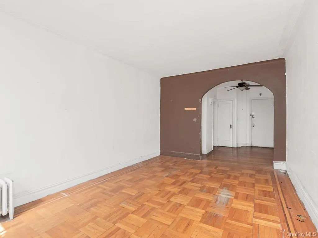 2081 Cruger Avenue, New York, NY, 1 Bedroom Bedrooms, 3 Rooms Rooms,1 BathroomBathrooms,Residential,For Rent,Cruger,0,1022631 2081 Cruger Avenue, New York, NY, 1 Bedroom Bedrooms, 3 Rooms Rooms,1 BathroomBathrooms,Residential,For Rent,Cruger,0,1022631
