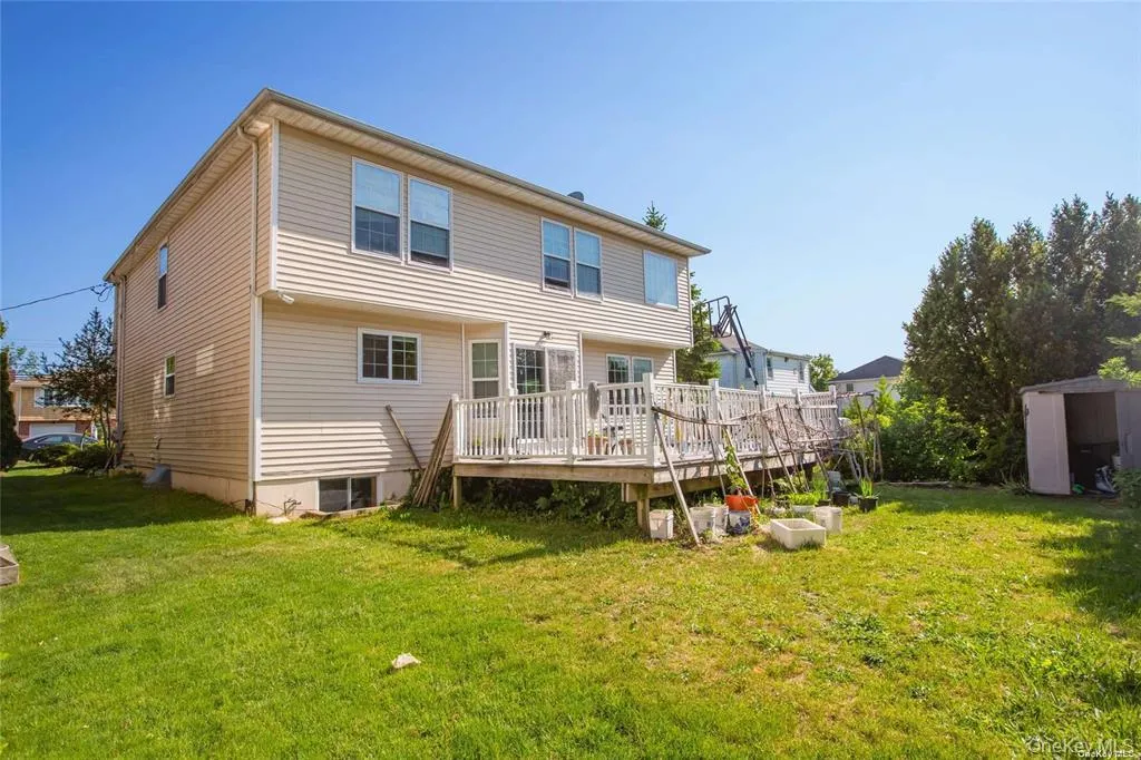 66 Maple Street, North Hempstead, NY, 4 Bedrooms Bedrooms, 10 Rooms Rooms,3 BathroomsBathrooms,Residential,For Rent,Maple,0,1022632 66 Maple Street, North Hempstead, NY, 4 Bedrooms Bedrooms, 10 Rooms Rooms,3 BathroomsBathrooms,Residential,For Rent,Maple,0,1022632
